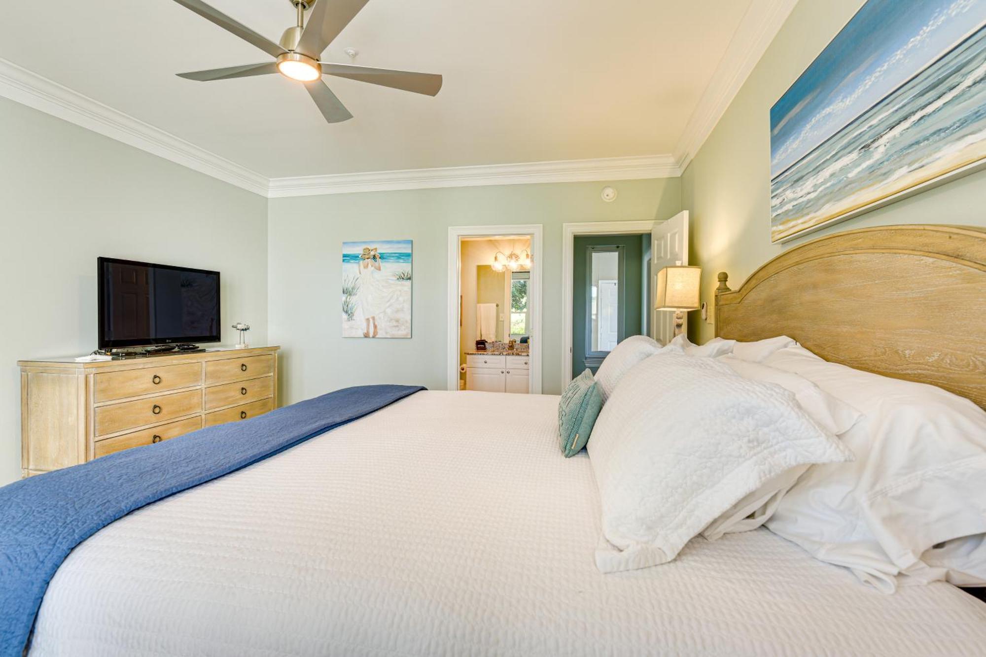 Sandestin With 6-seater Golf Cart Apartment Destin