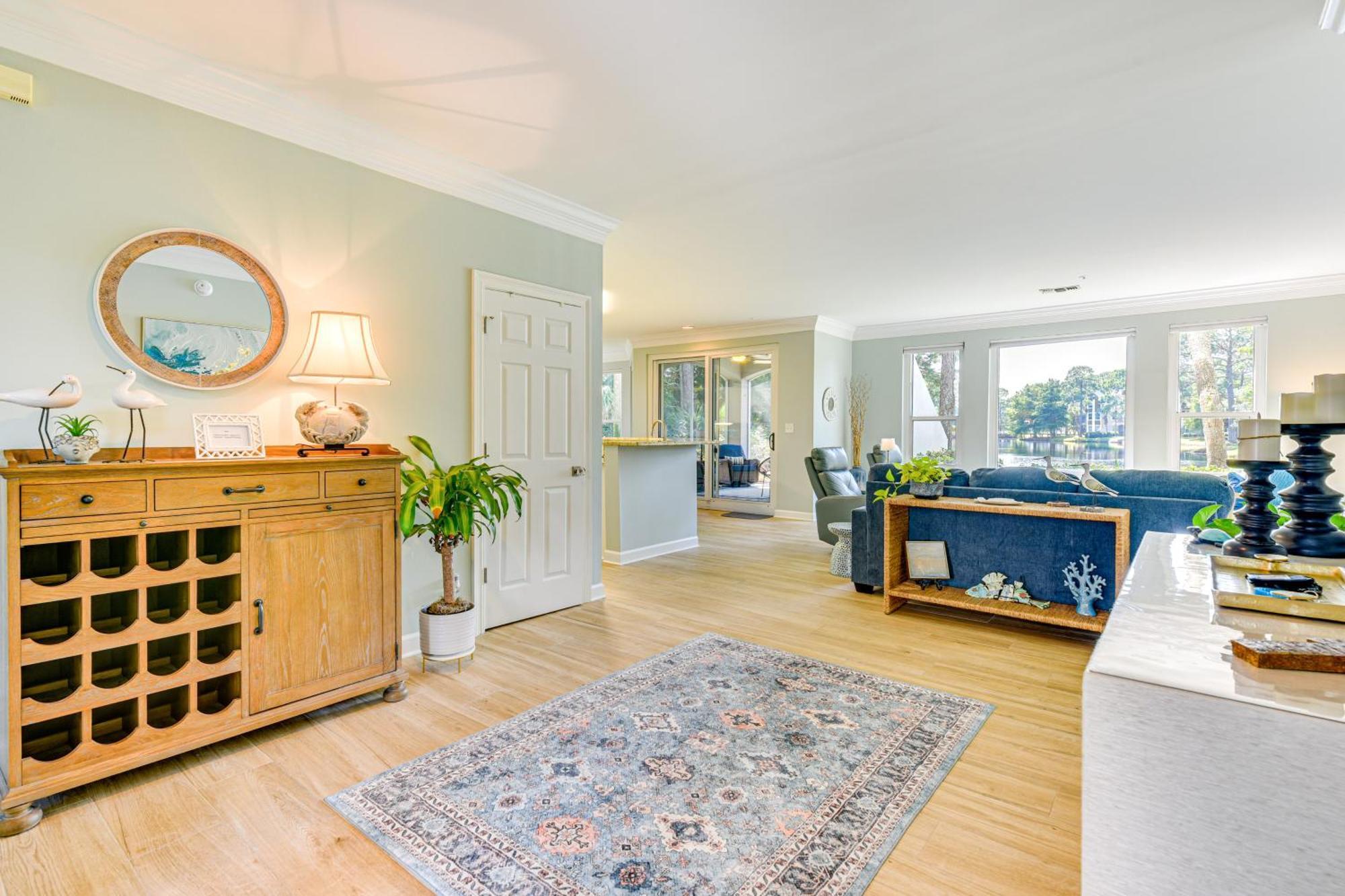 Sandestin With 6-seater Golf Cart Apartment