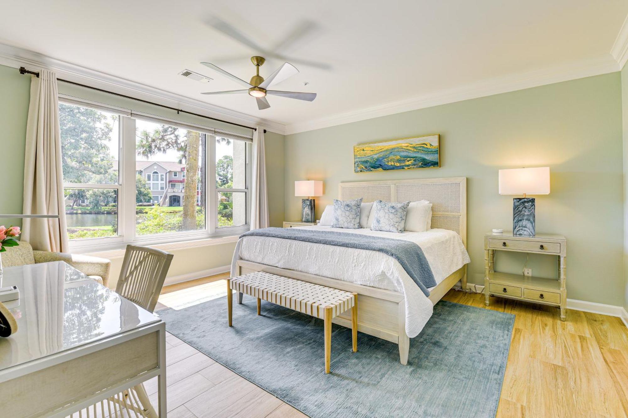 Apartment Sandestin With 6-seater Golf Cart
