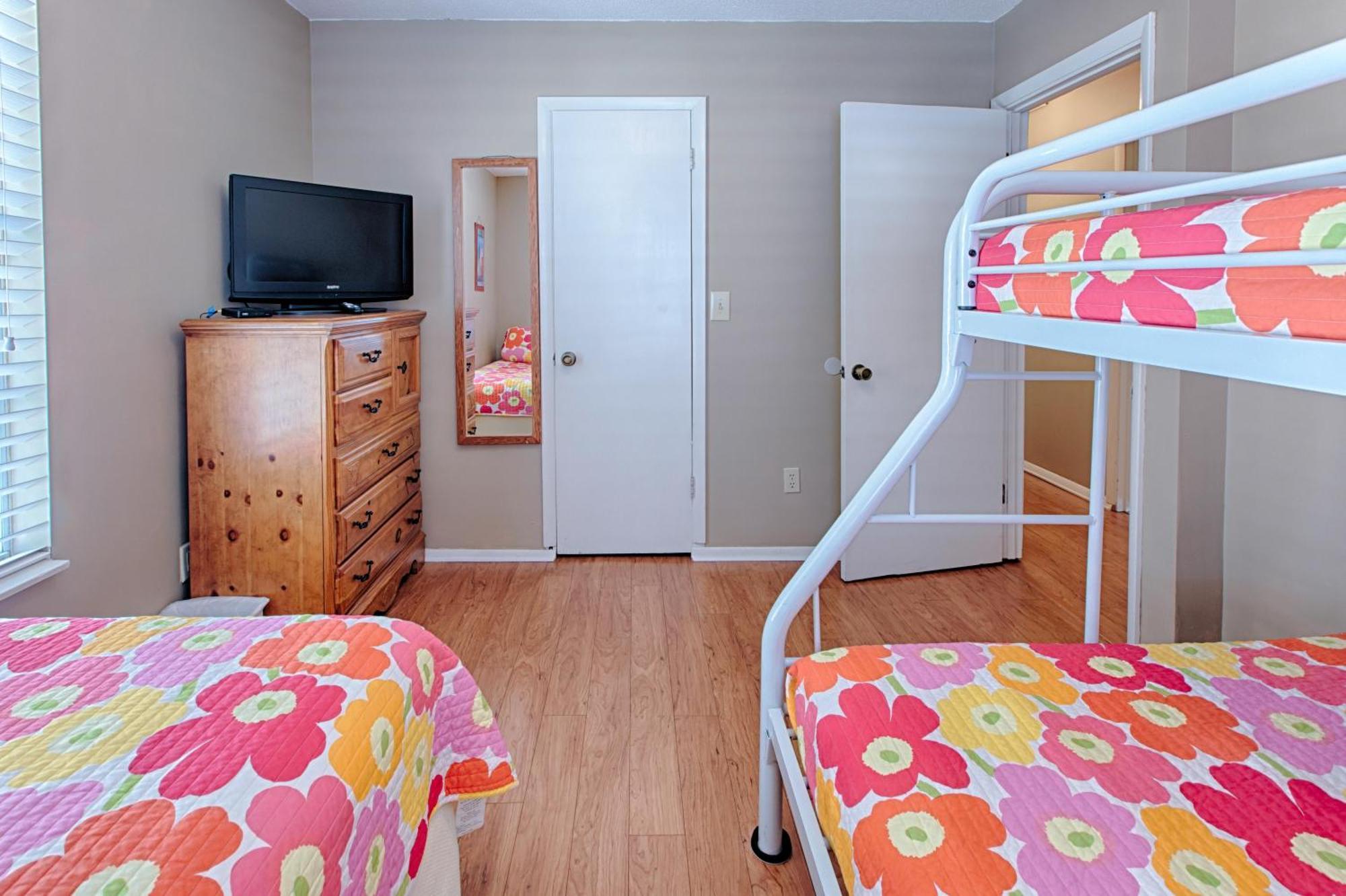 Pier Destiny 66 Pompano Street Holiday home *