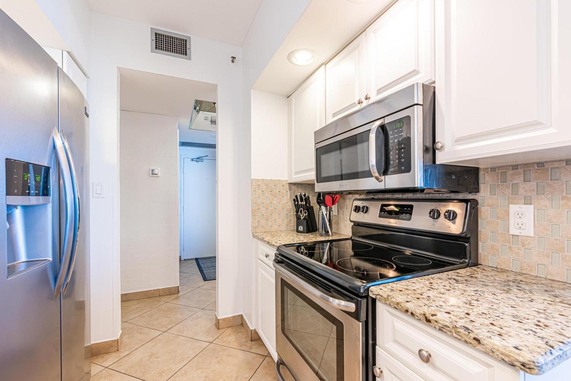Surfside 704 2br 2ba Flr 7 8 *