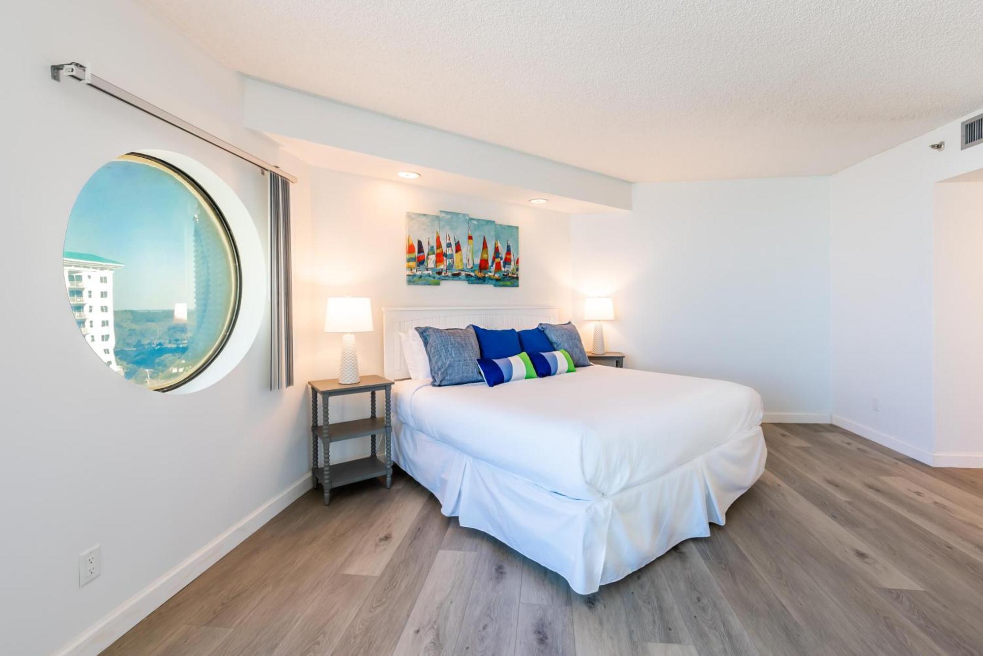 Holiday home Surfside 704 2br 2ba Flr 7 8 *