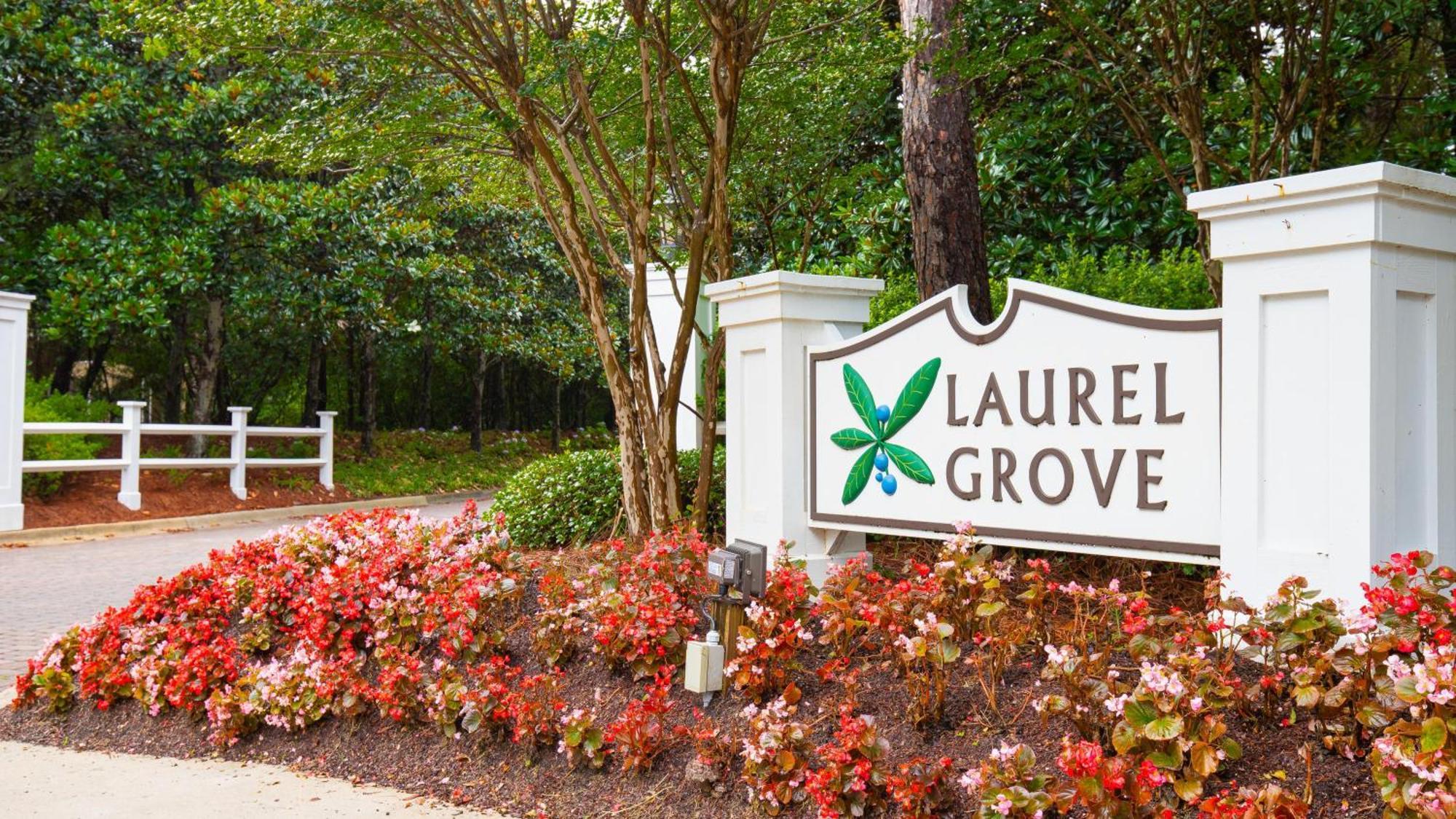 Holiday home 1328 Laurel Grove 'sea La Vie' *
