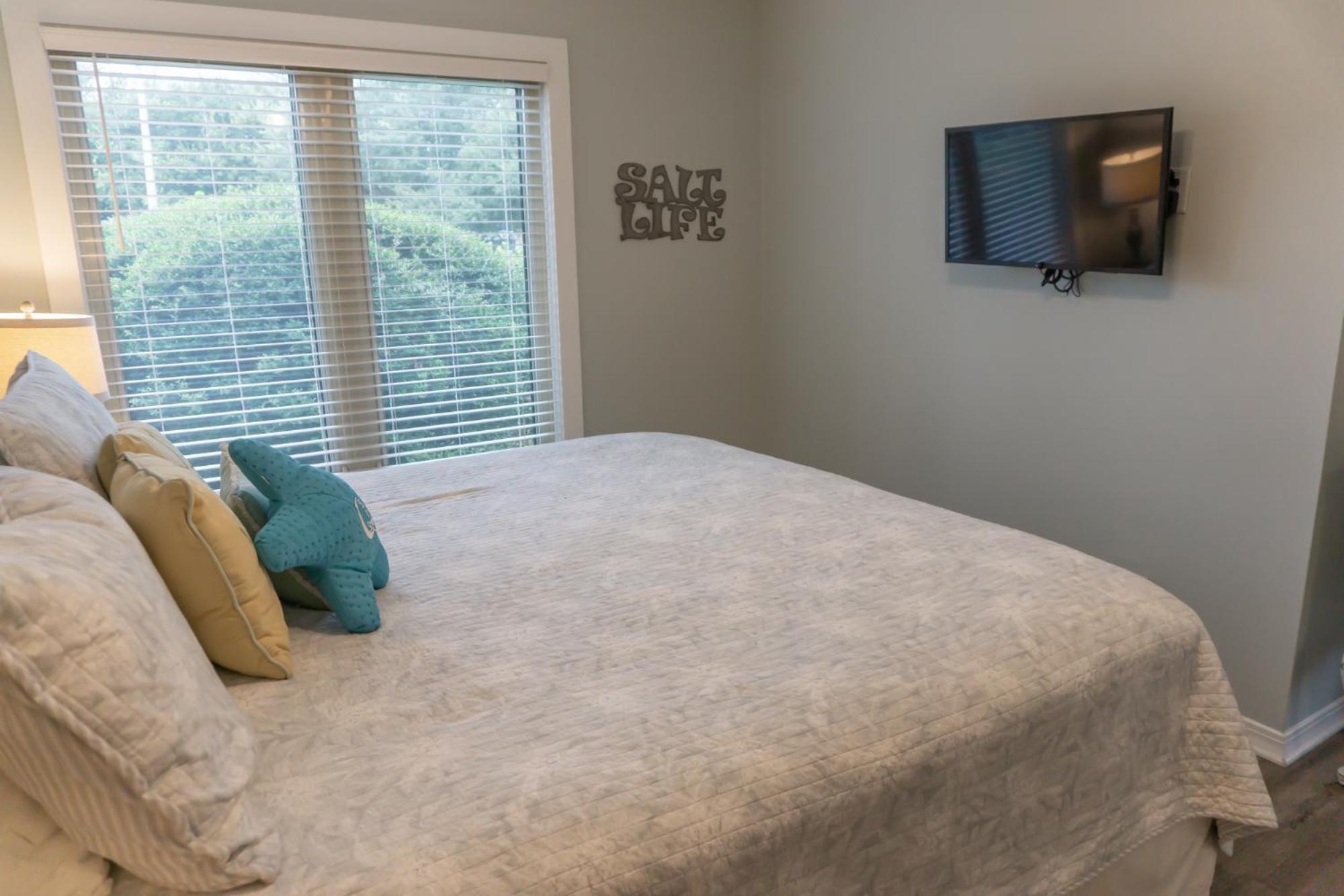 166 Seascape Pool Golf2 2 Bunk Destin