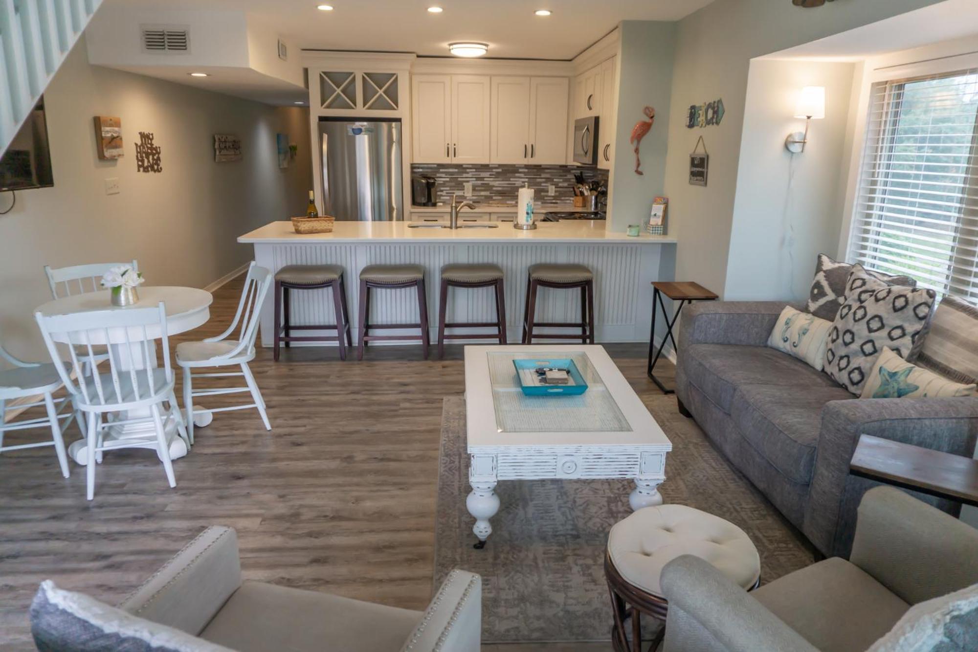 166 Seascape Pool Golf2 2 Bunk