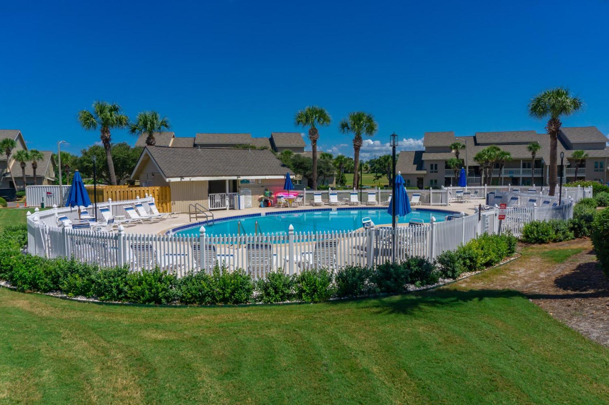 Apartment 166 Seascape Pool Golf2 2 Bunk *