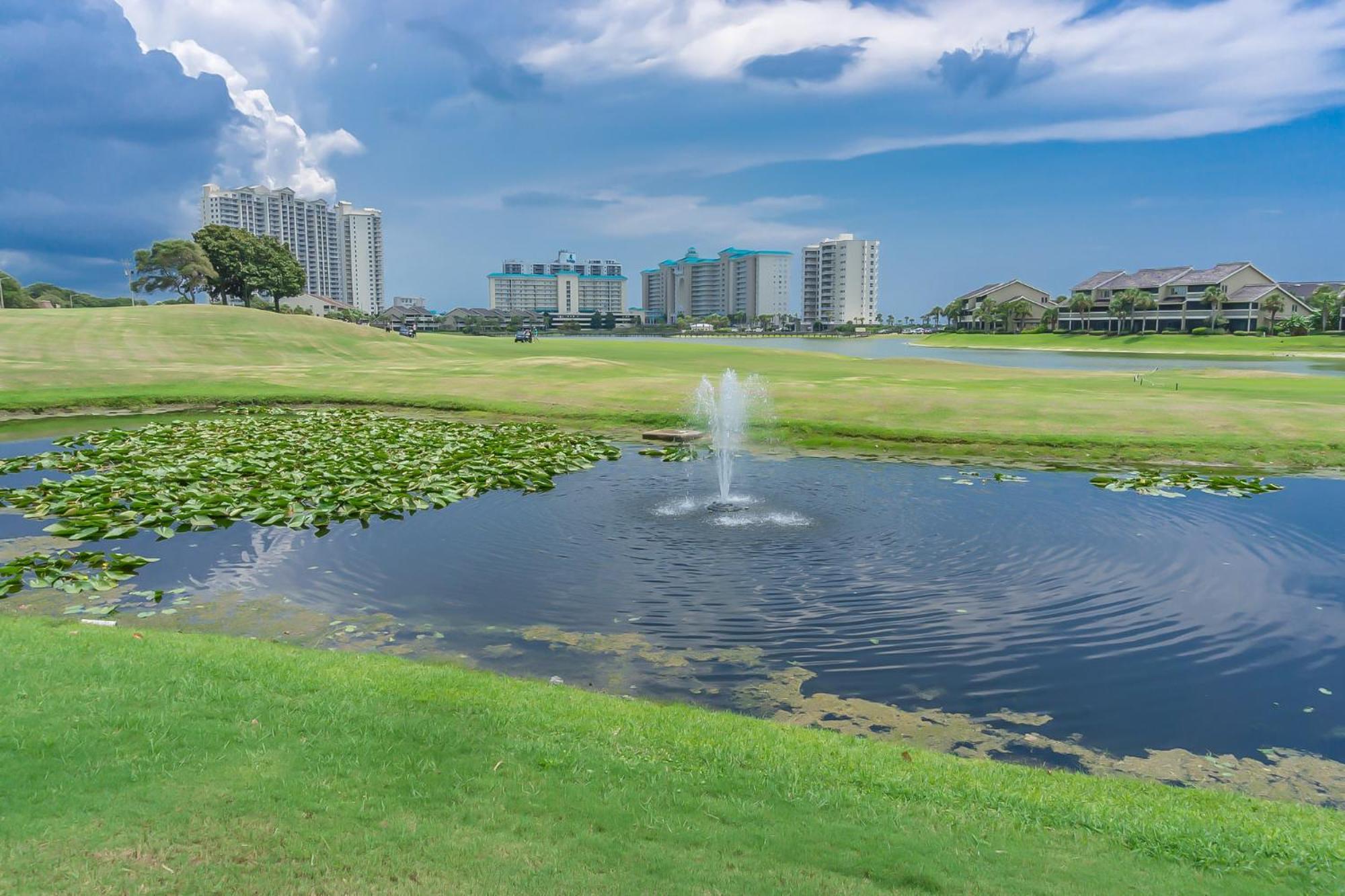 166 Seascape Pool Golf2 2 Bunk * Destin