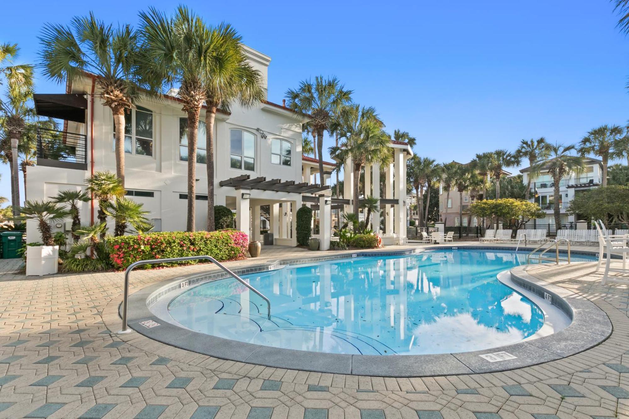 Private Pool Hot Tub Close To Holiday home Destin