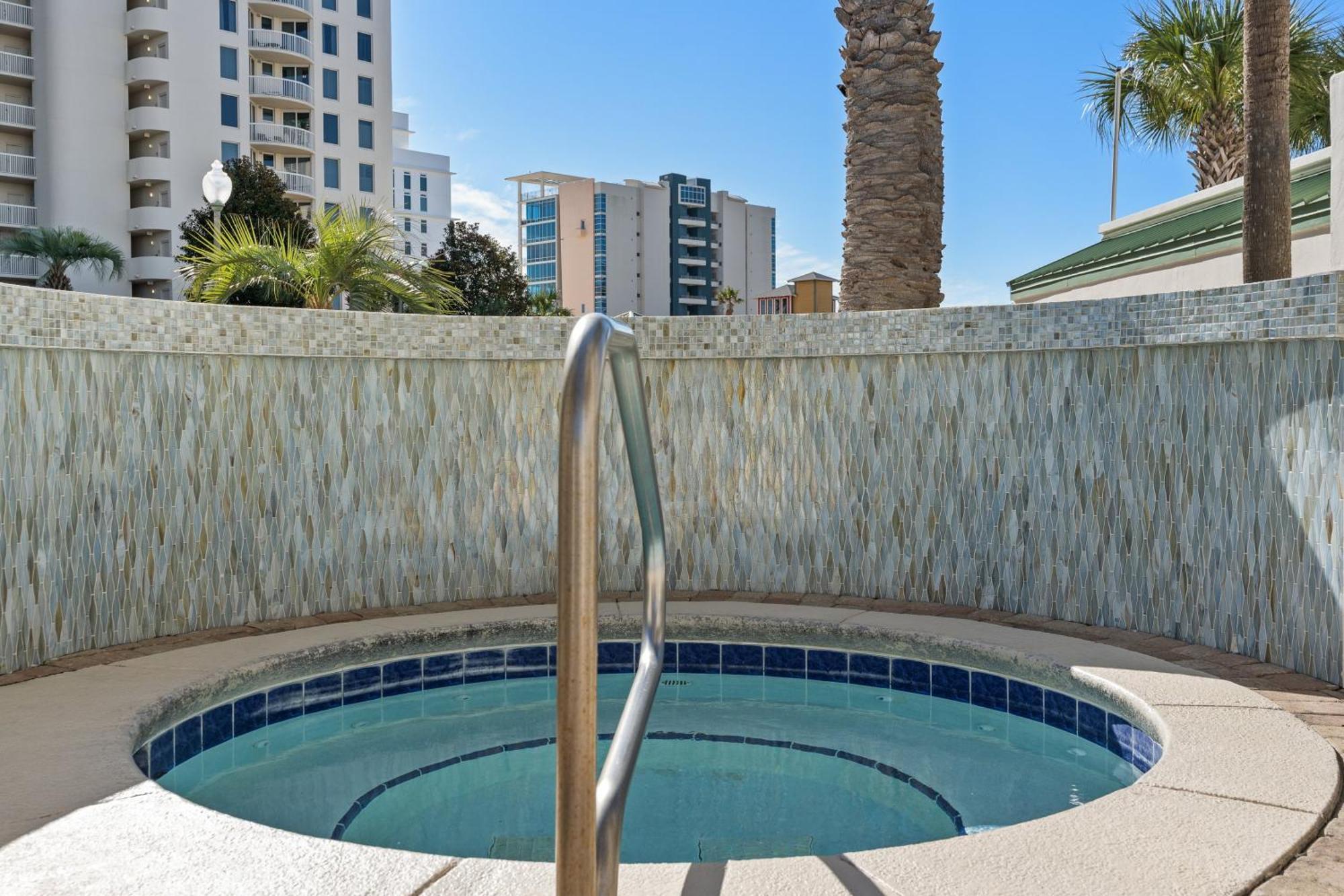 St Lucia Penthouse 2 Sleeps 12 View *