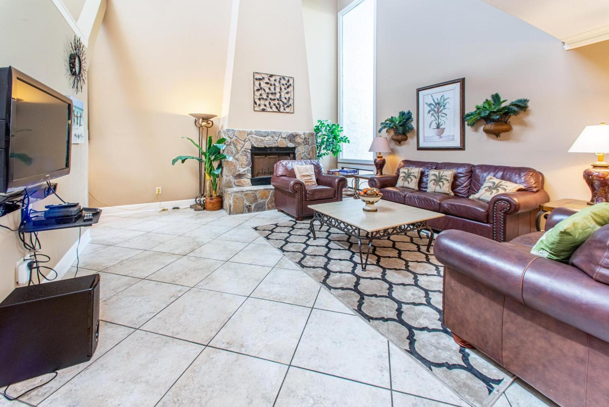 Shoreline Towers Townhouse 4-3 Holiday home Destin