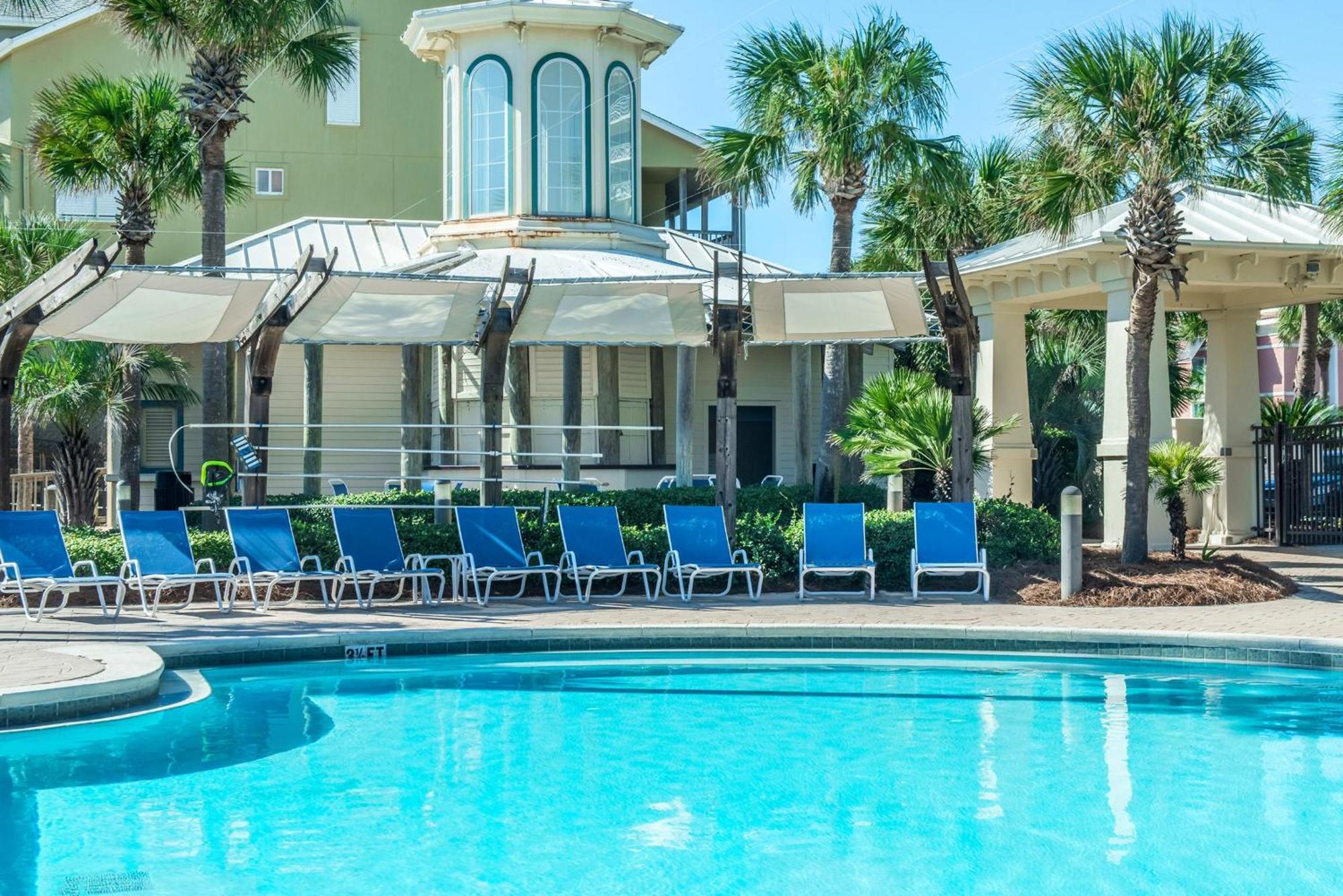 Sterling Shores 818 Apartment