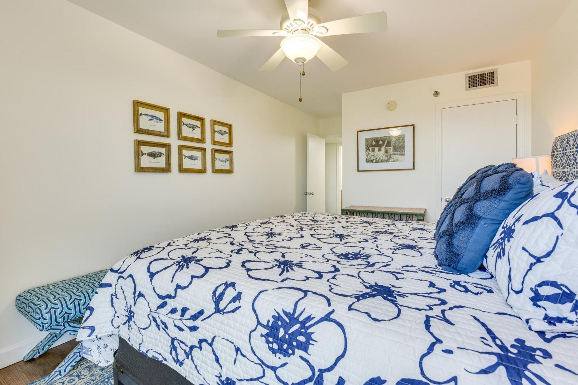 Apartment Airy With Pool - Walk To Private Beach!
