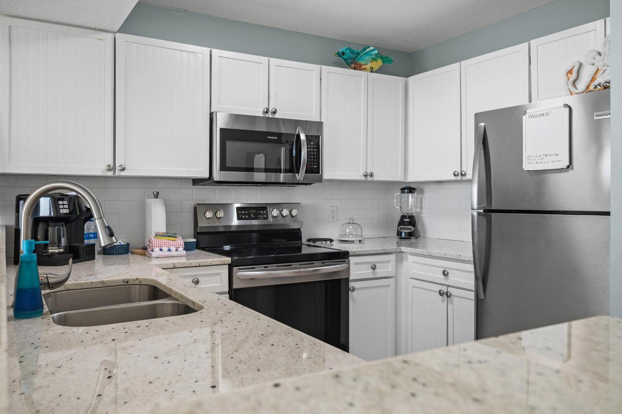 Just Updated - Beachfront Ocean View, 19th Floor Apartment Destin