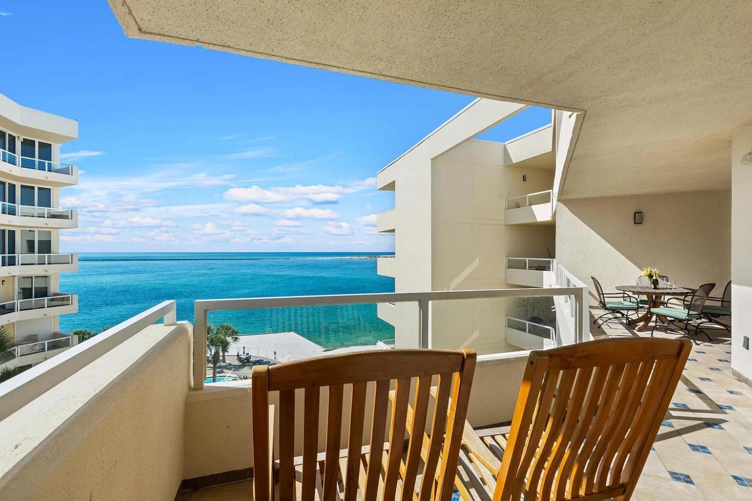 100 Gulf Shore Drive, Unit 502 *