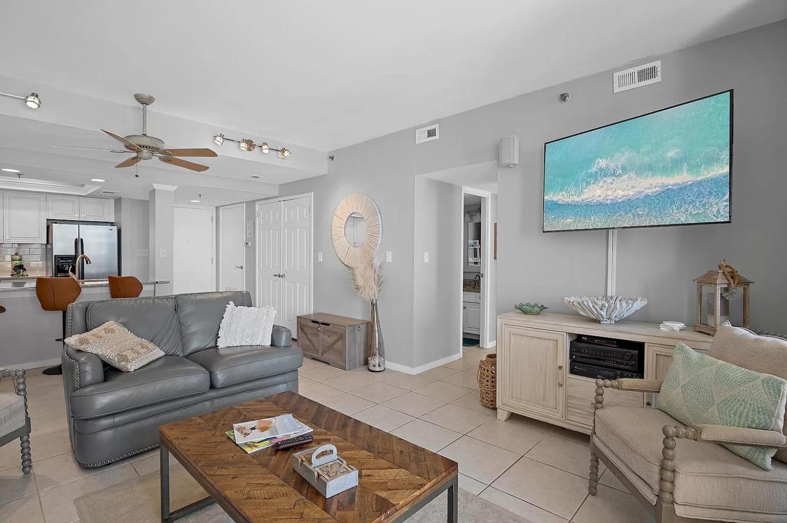 Apartment 100 Gulf Shore Drive, Unit 502