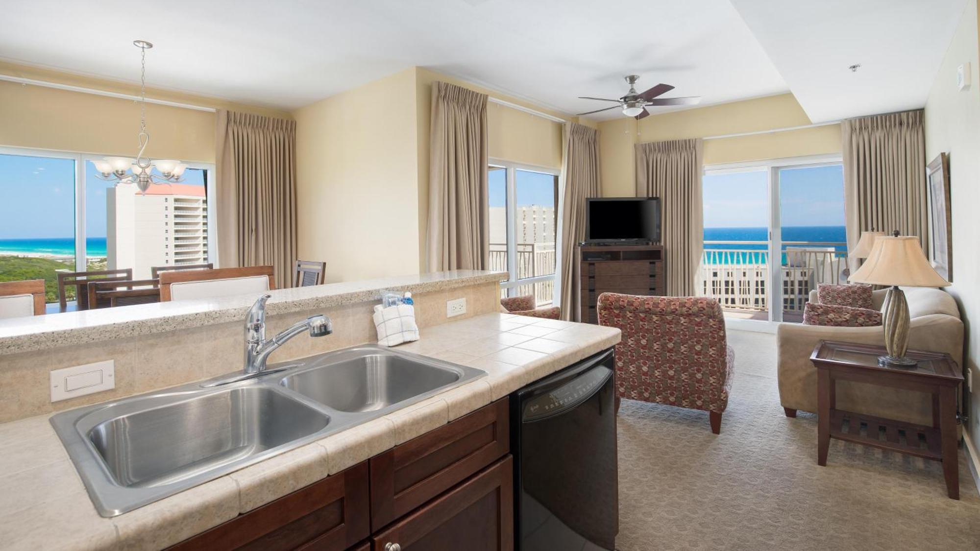 Holiday home Luau Ii 70313