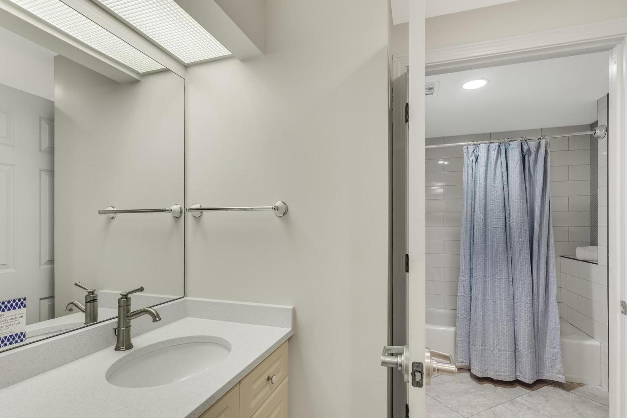 Westwinds 4772 Holiday home
