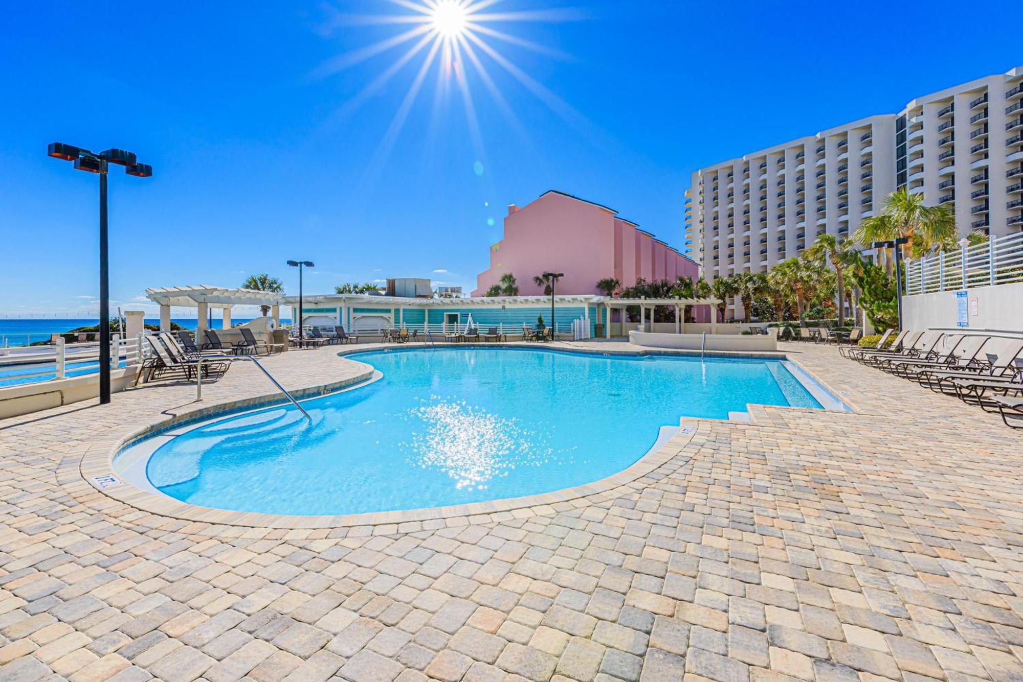 Tides 103 * Destin