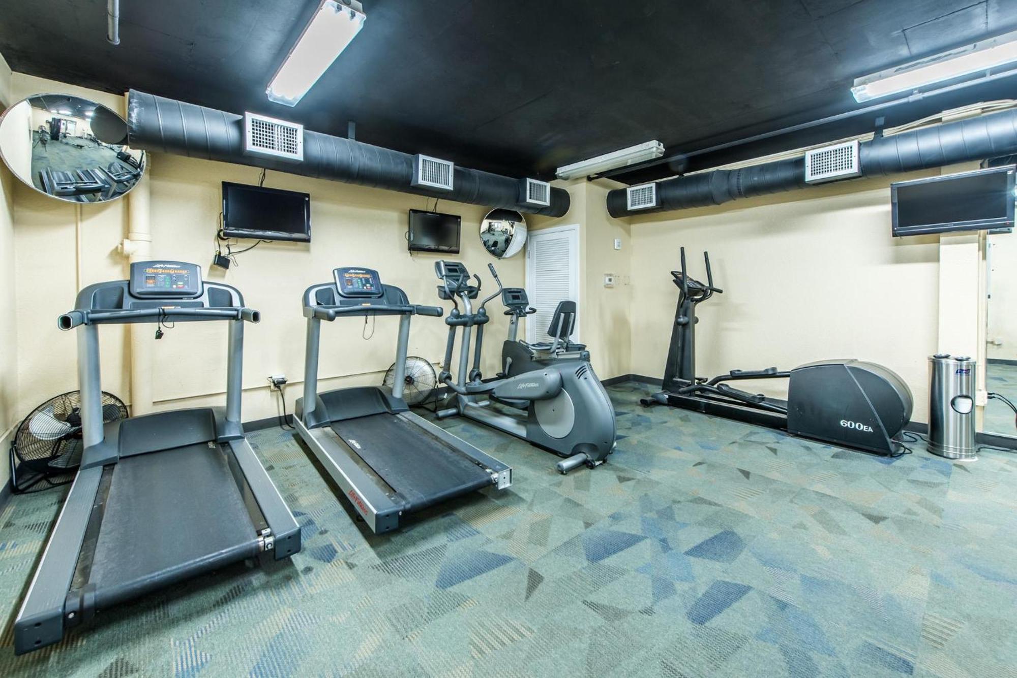Aparthotel Sterling Shores 215