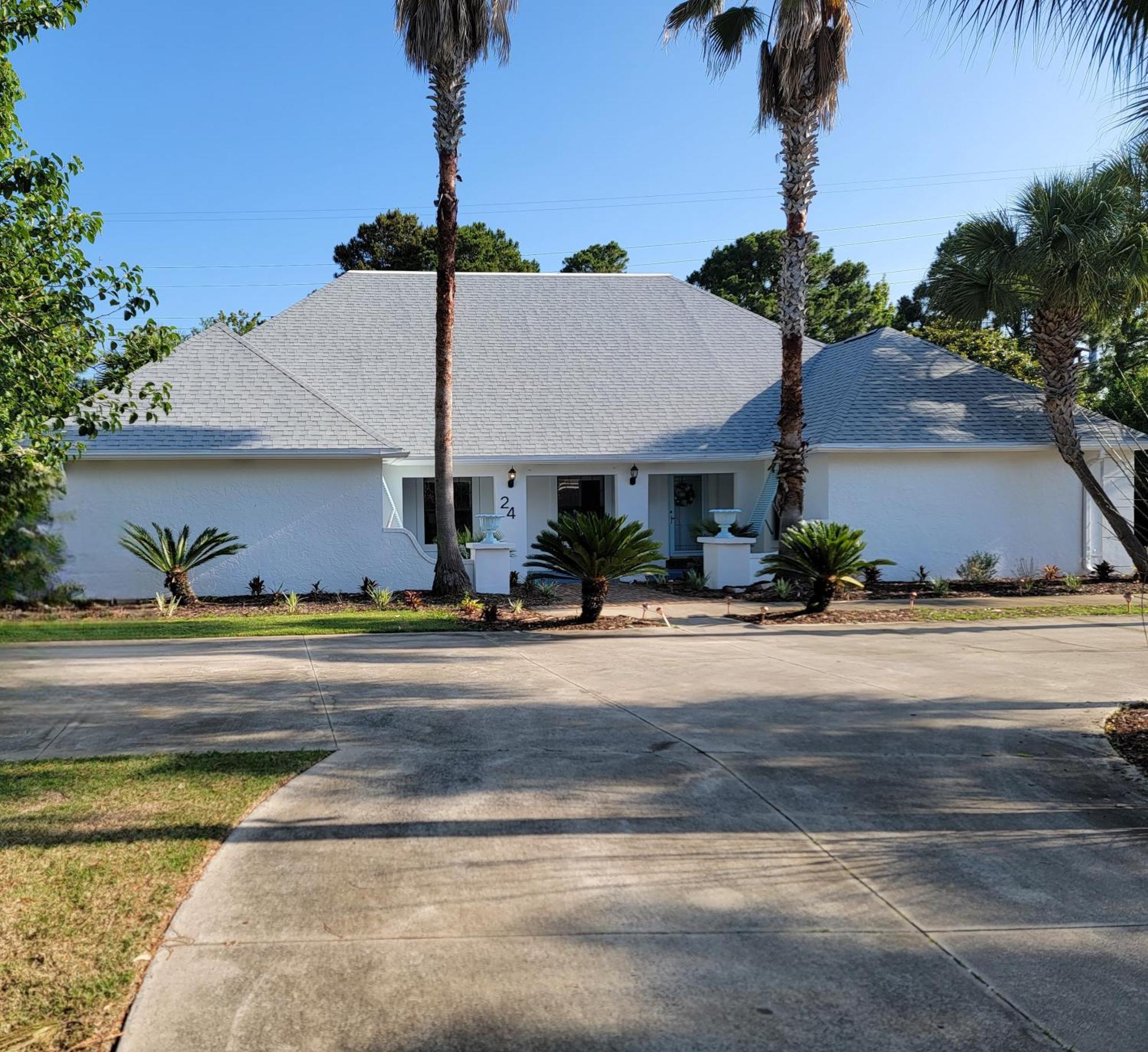 Holiday home Sandestinestates 24