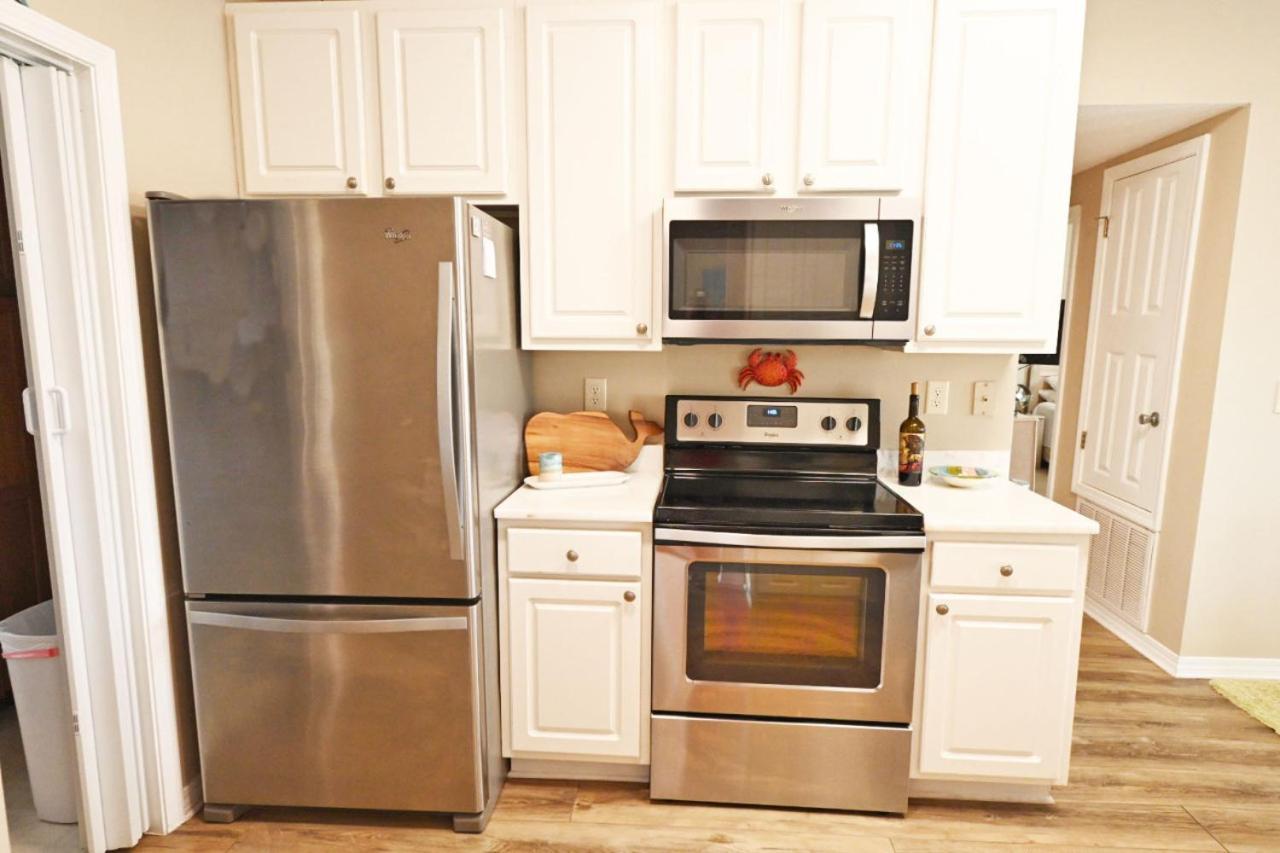 Sandpiper Cove Unit 4139 * Destin