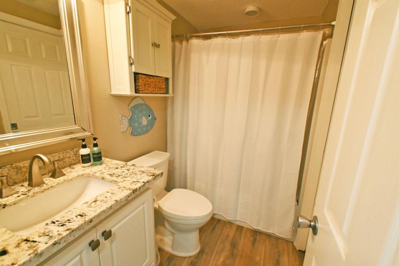 Sandpiper Cove Unit 4139 Destin