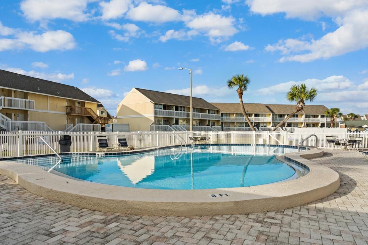 Sandpiper Cove Unit 8207 Updated In Fl *