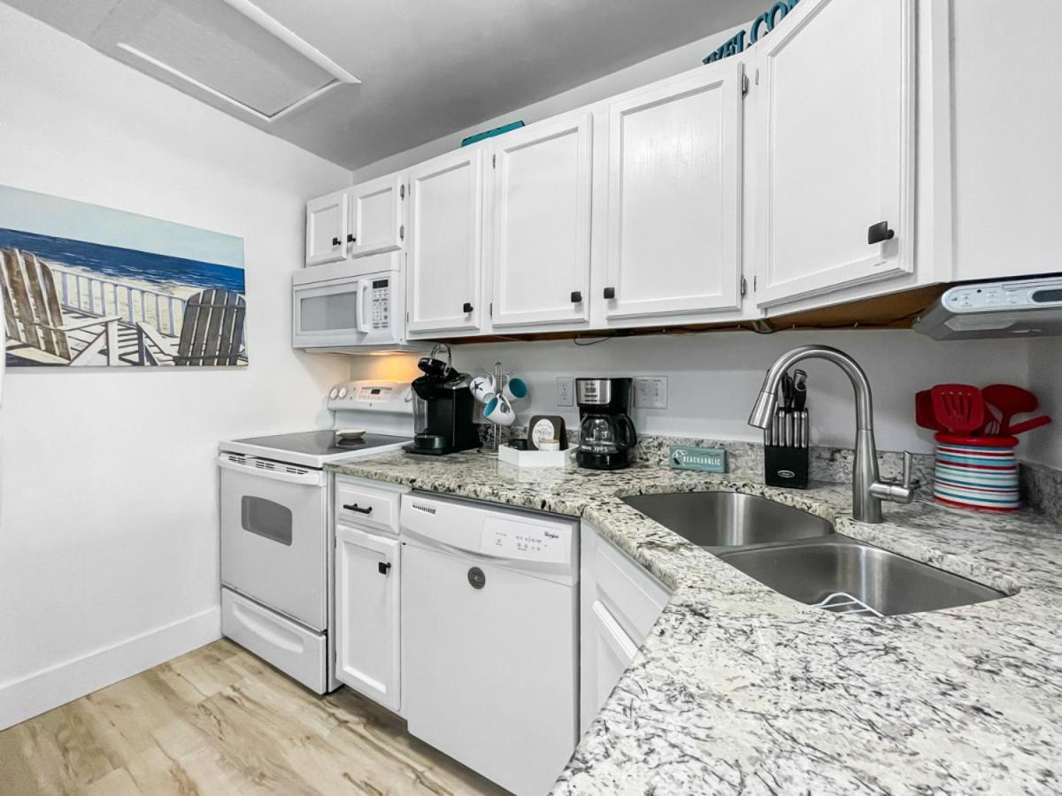 Sandpiper Cove Unit 8207 Updated In Fl *