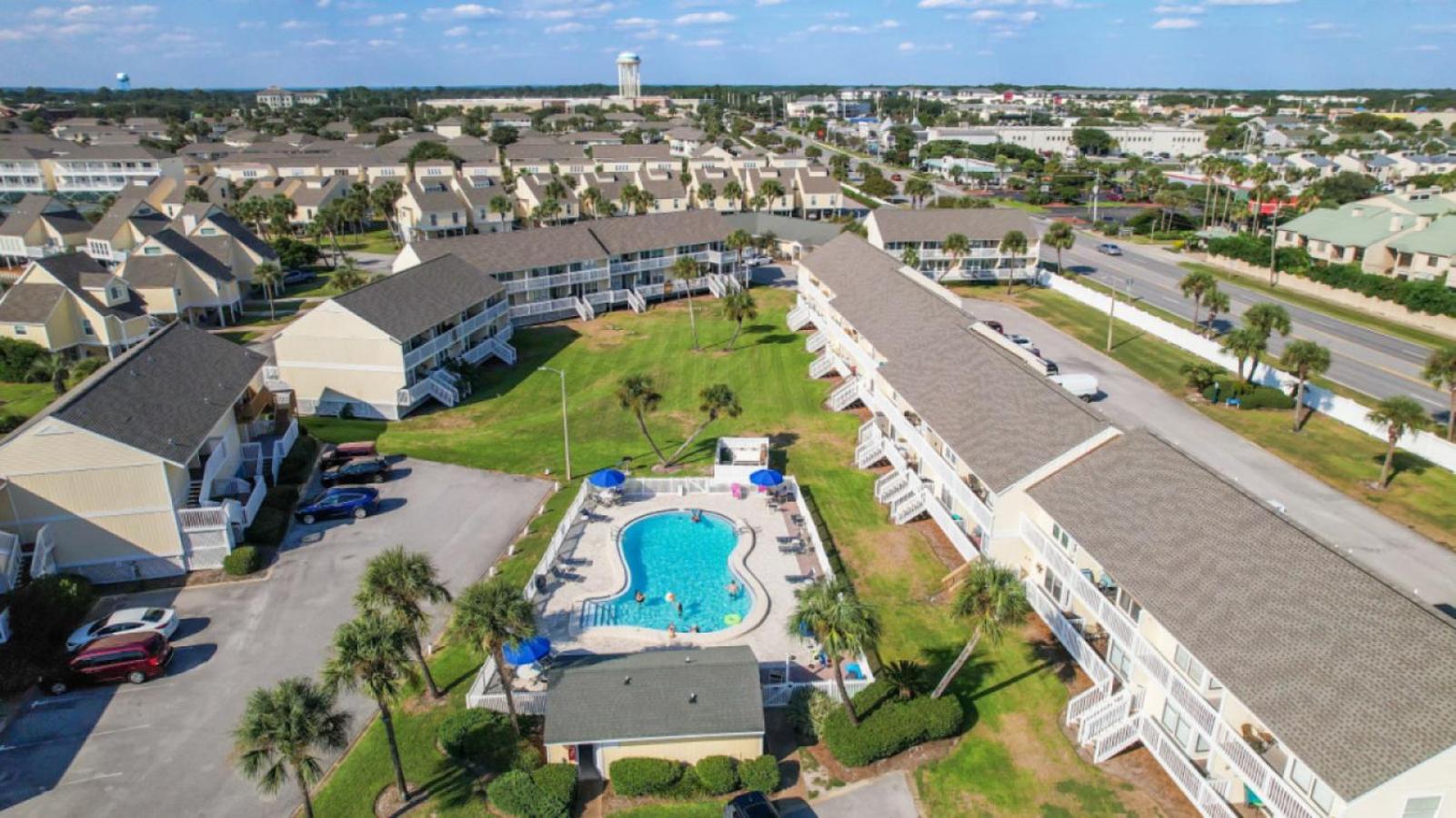 Sandpiper Cove Unit 8207 Updated In Fl