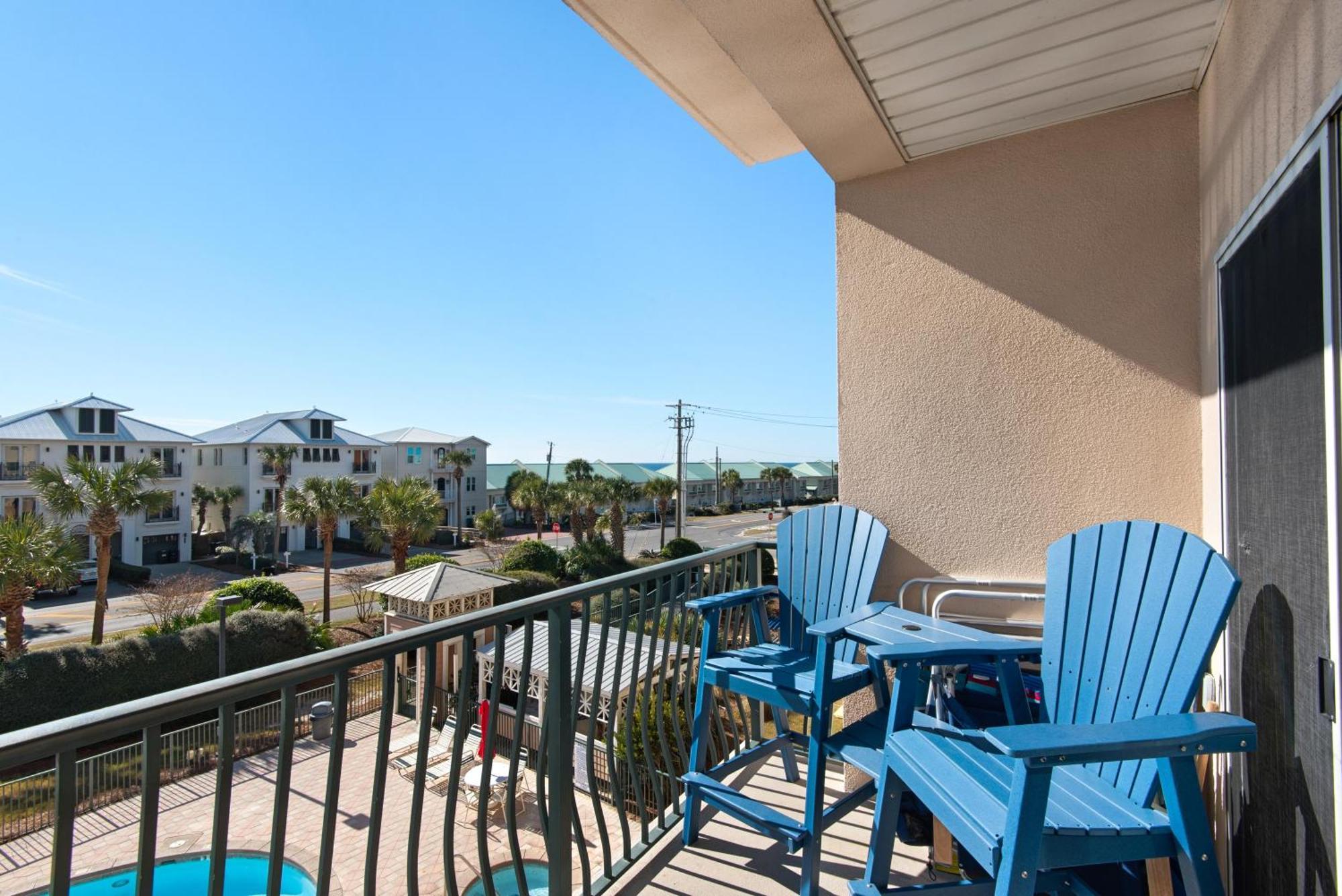 Holiday home Emerald Waters 305 *
