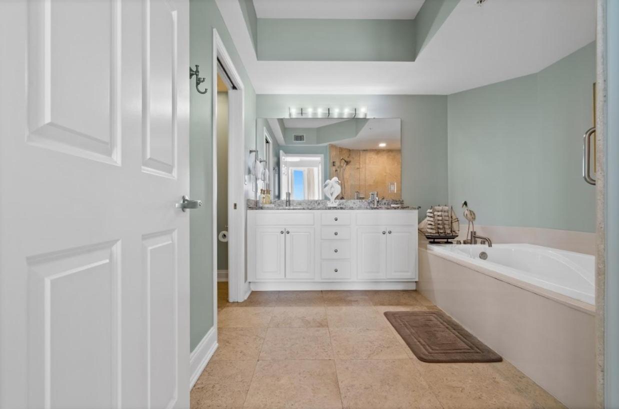 Silver Towers Unit W1105 Destin