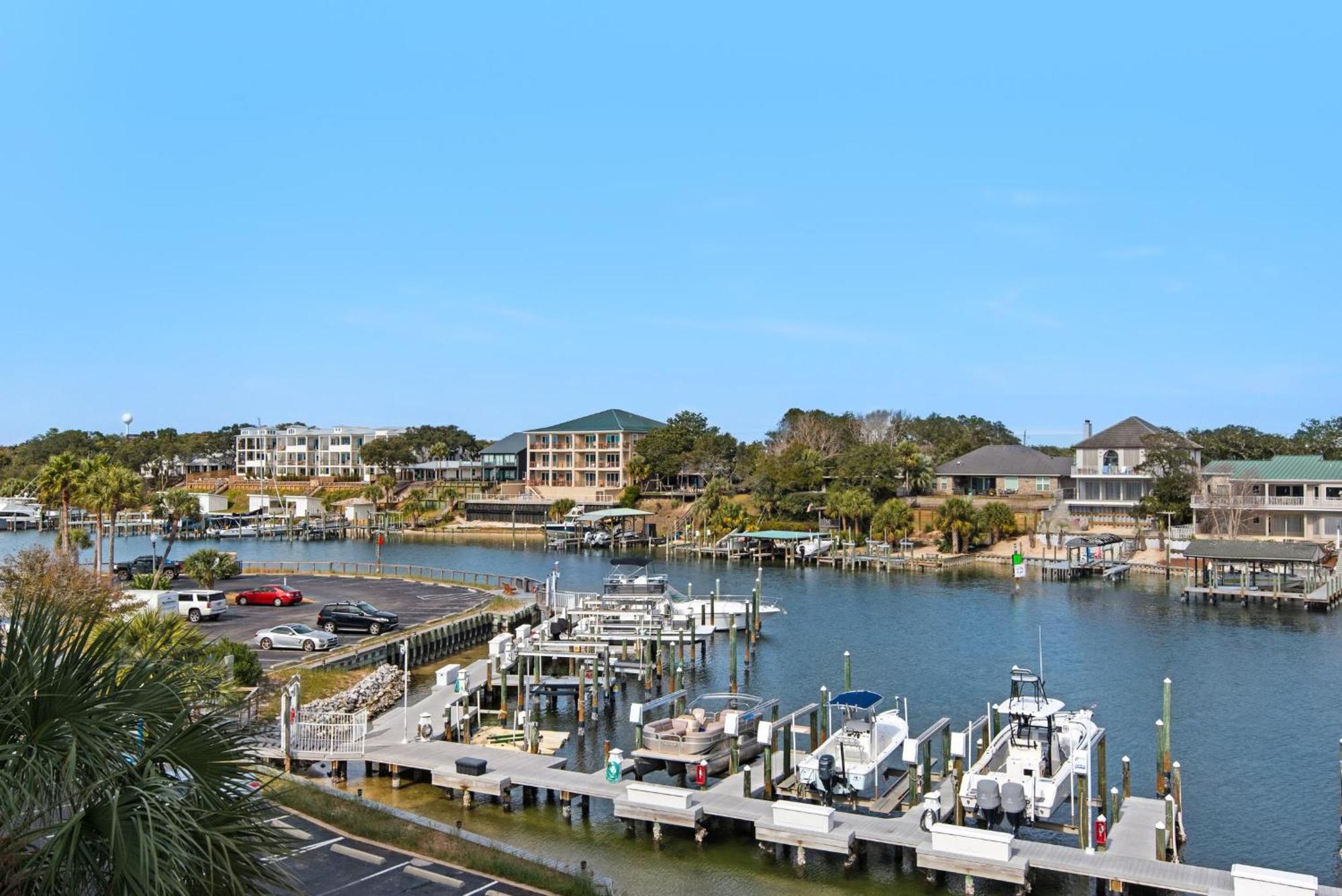 Dolphin Point #401c Holiday home