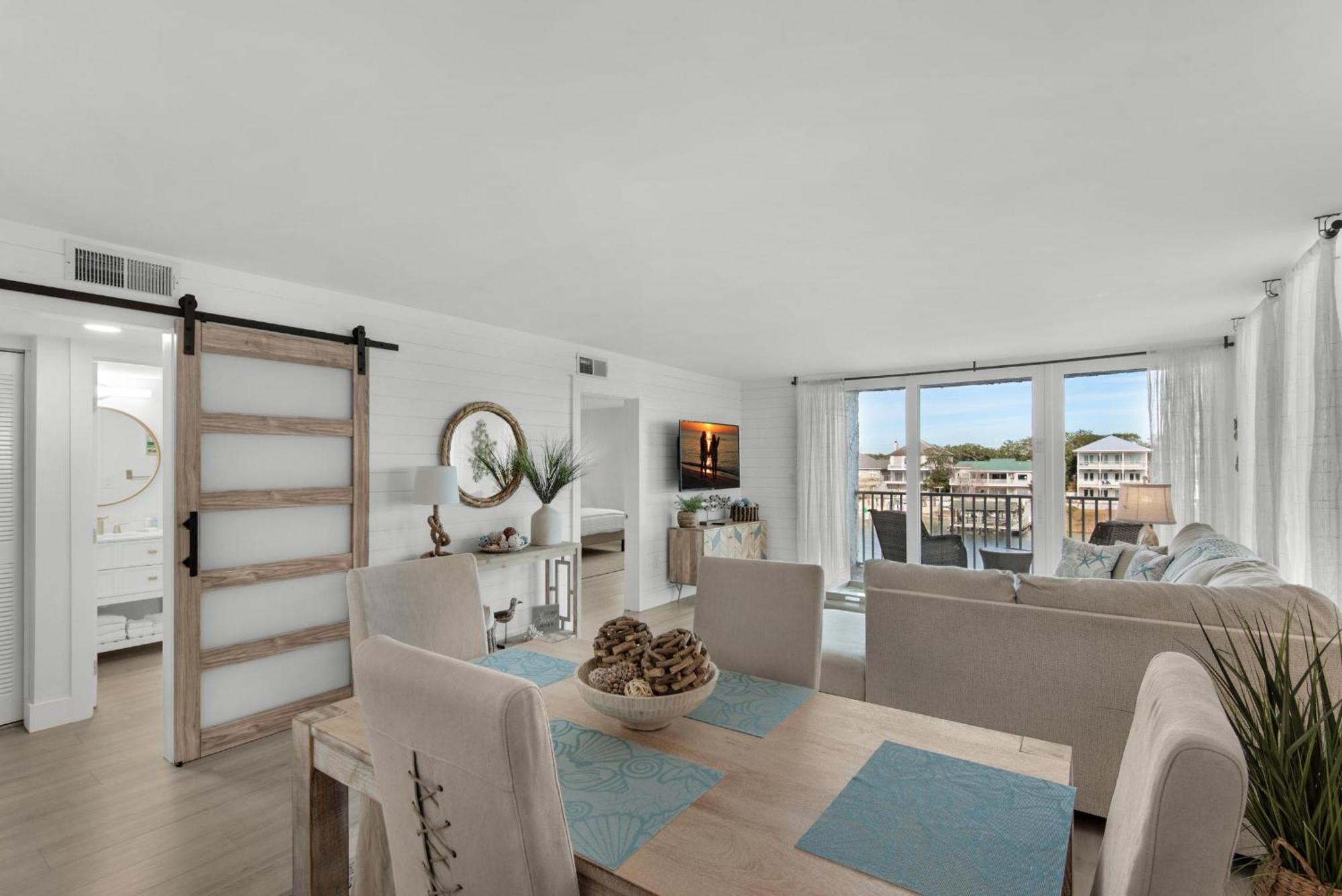 Holiday home Dolphin Point #401c