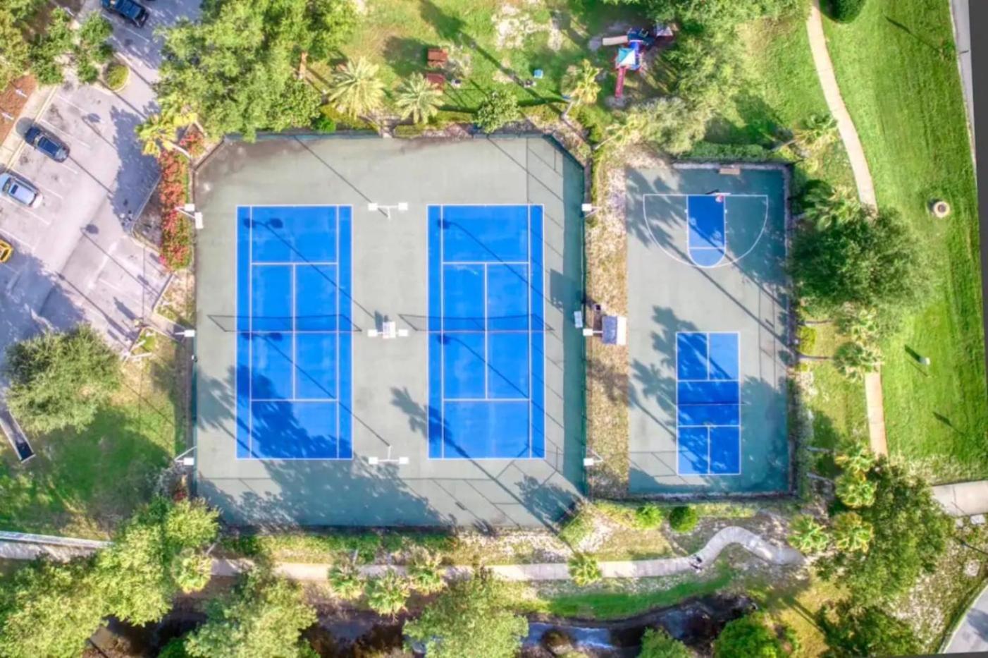 Palms 2 Bedroom King Poolside Shuttle *