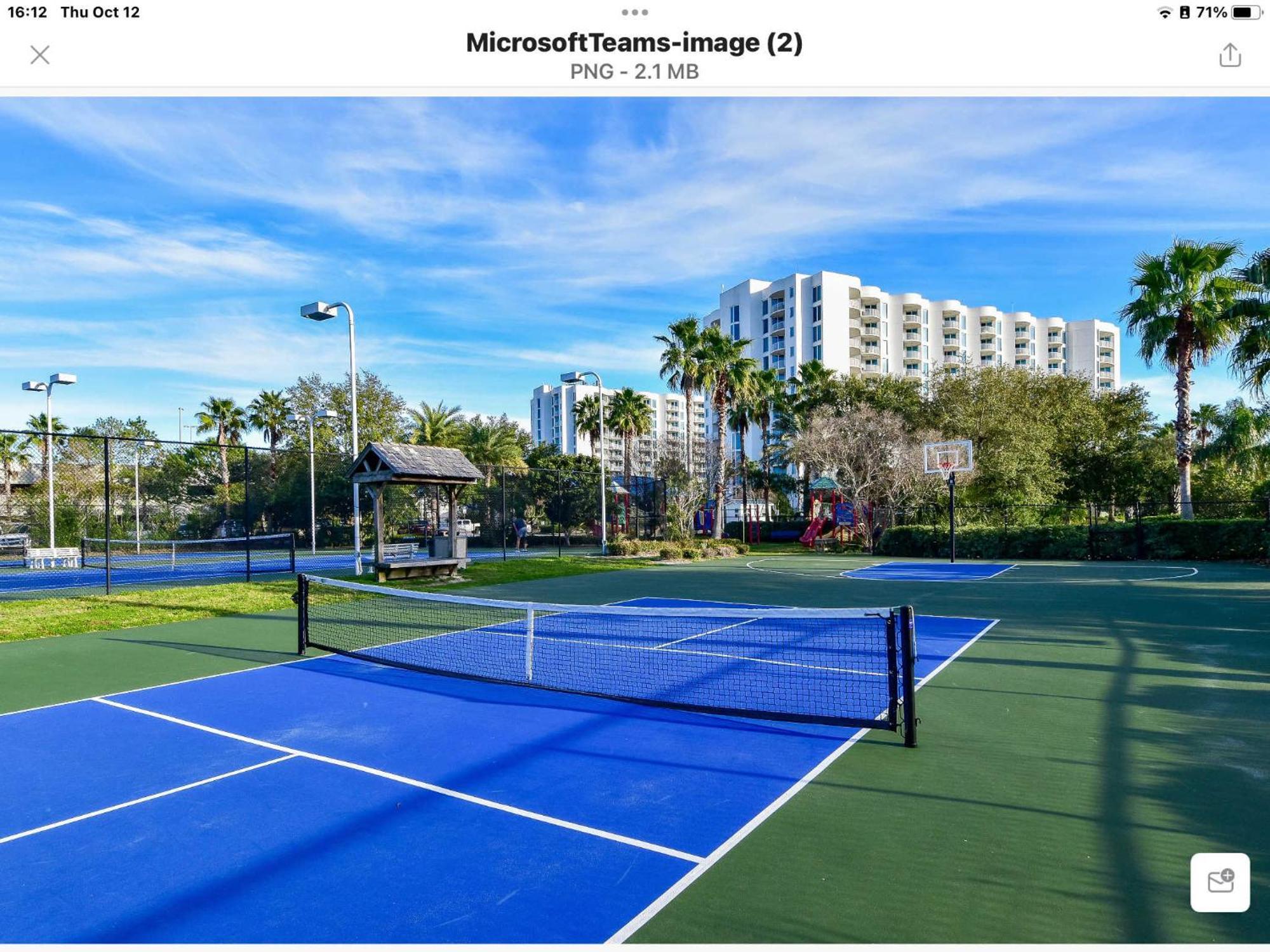 Palms 2 Bedroom King Poolside Shuttle Destin