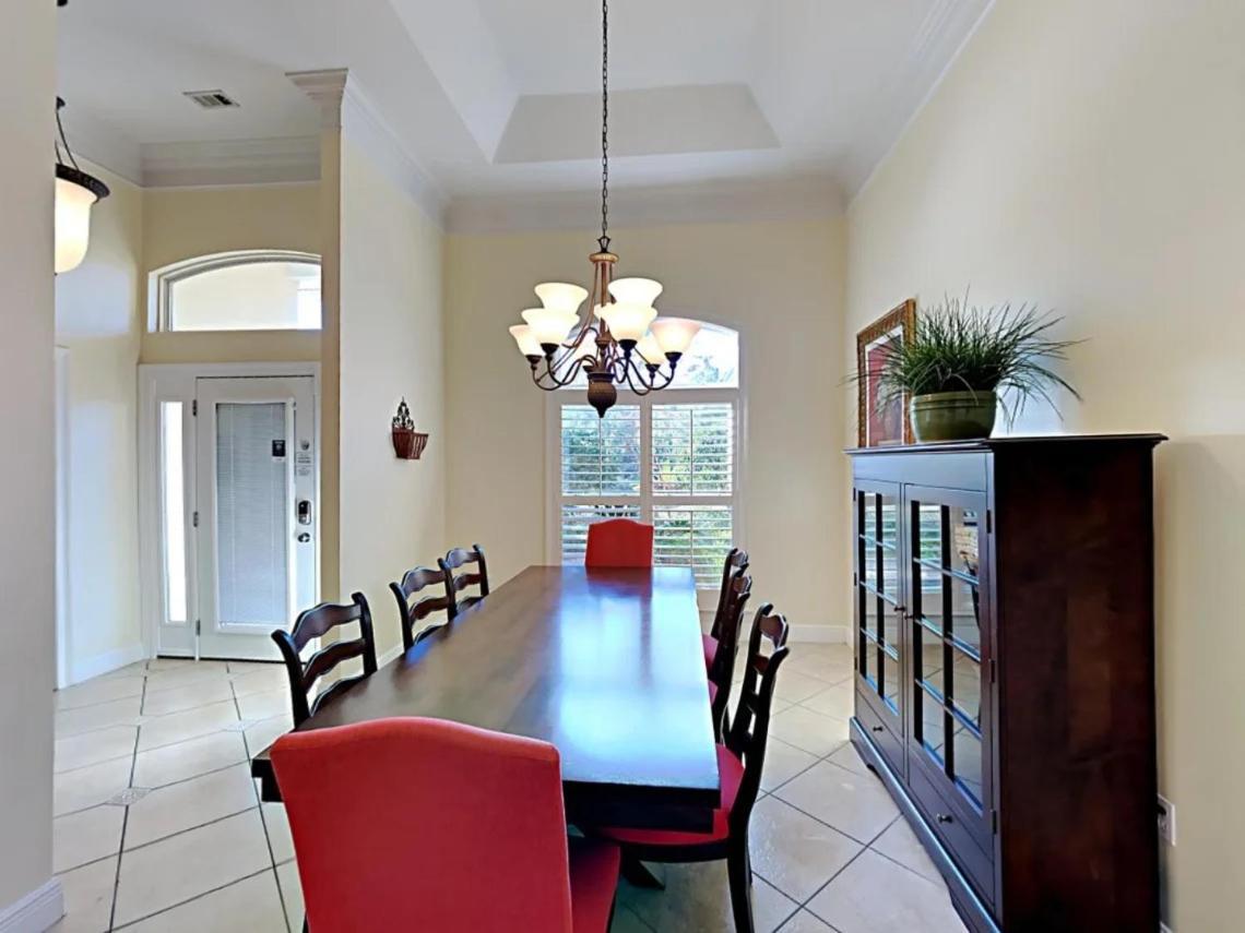 Beauty 4 Bed 3 Bath 5 Min Walk To In Gated Community Destin