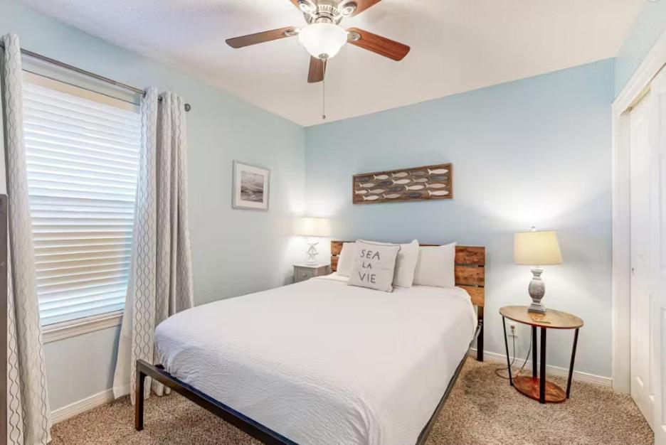Gulfview Ii Unit 325 Gulf View Sleeps 6 Holiday home Destin
