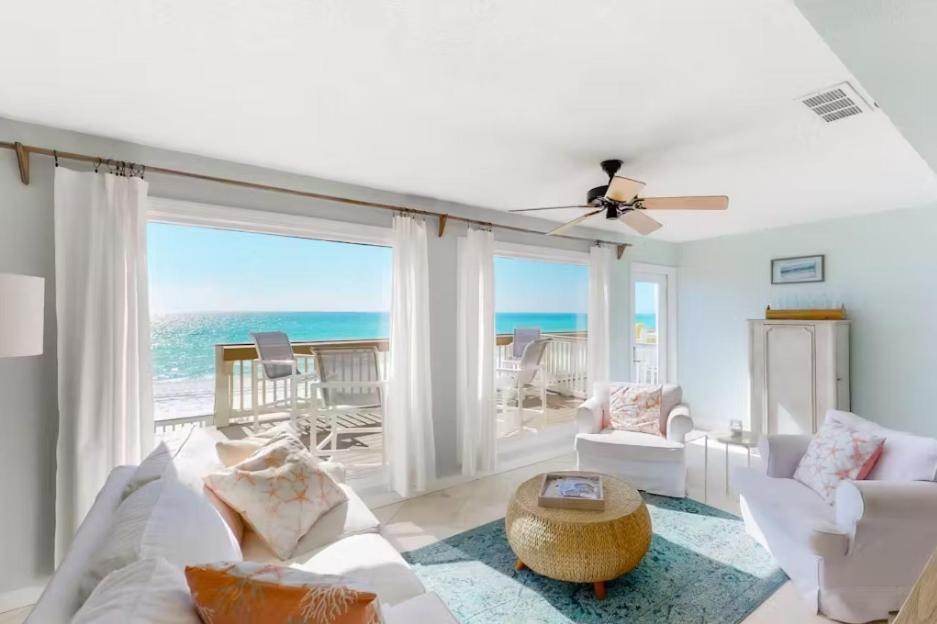 Holiday home Reef # 4 Gorgeous Beachfront Townhome Sleeps 8 Destin