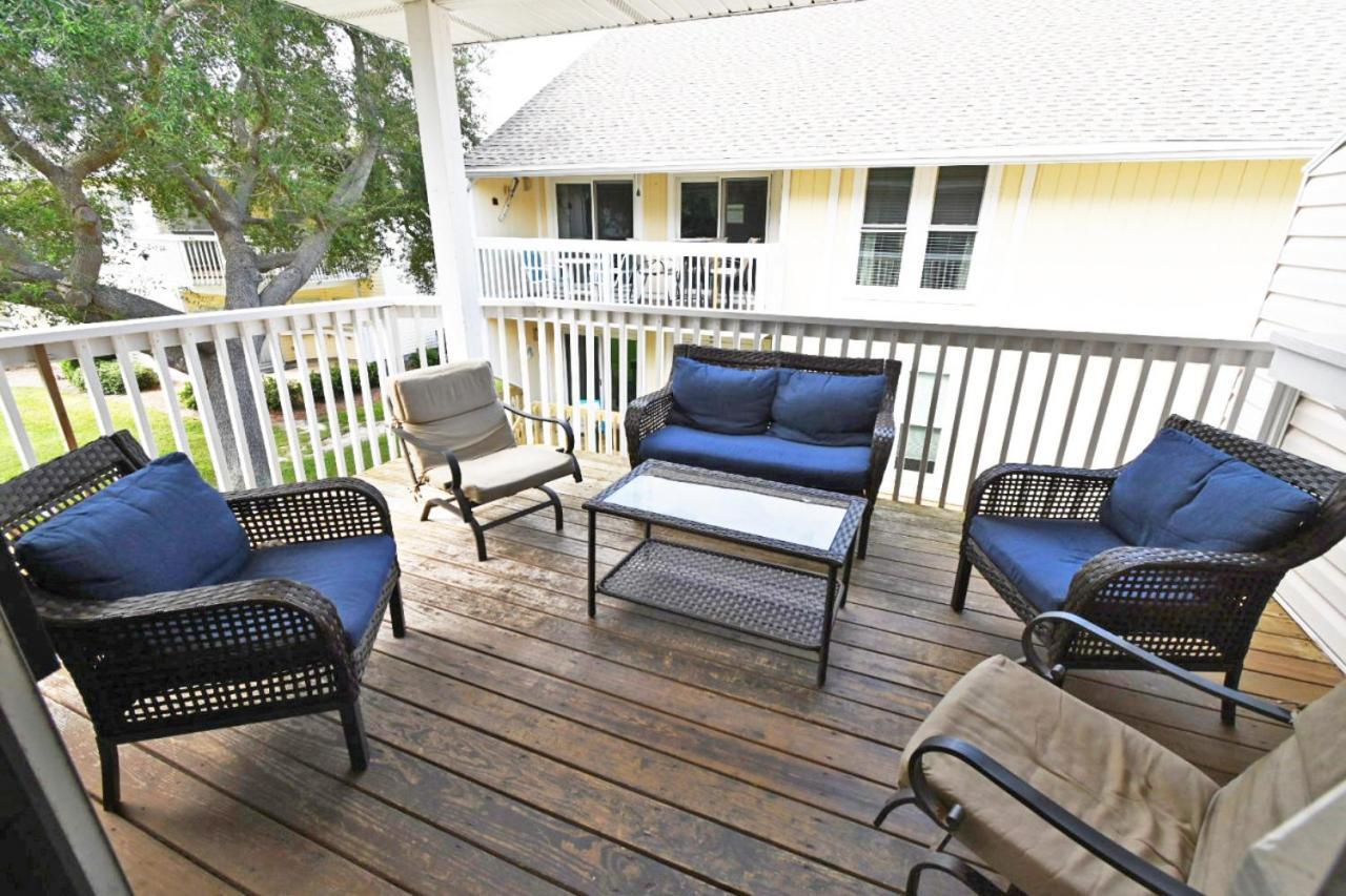 Relaxing Walk With Pool Views And Easy Access Sandpiper Cove Unit 9201 Holiday home *