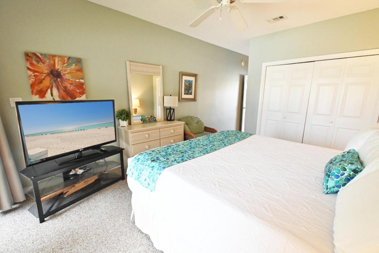 Relaxing Walk With Pool Views And Easy Access Sandpiper Cove Unit 9201 Holiday home *
