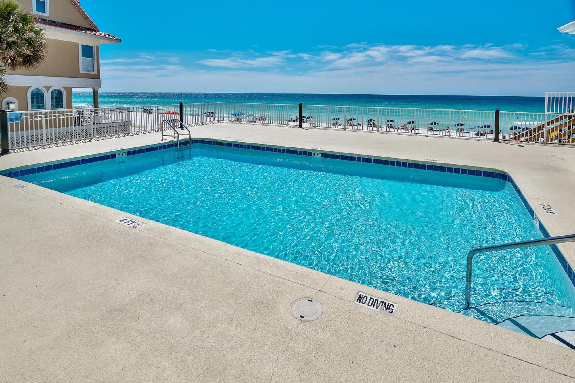 Leeward Key 204 Apartment