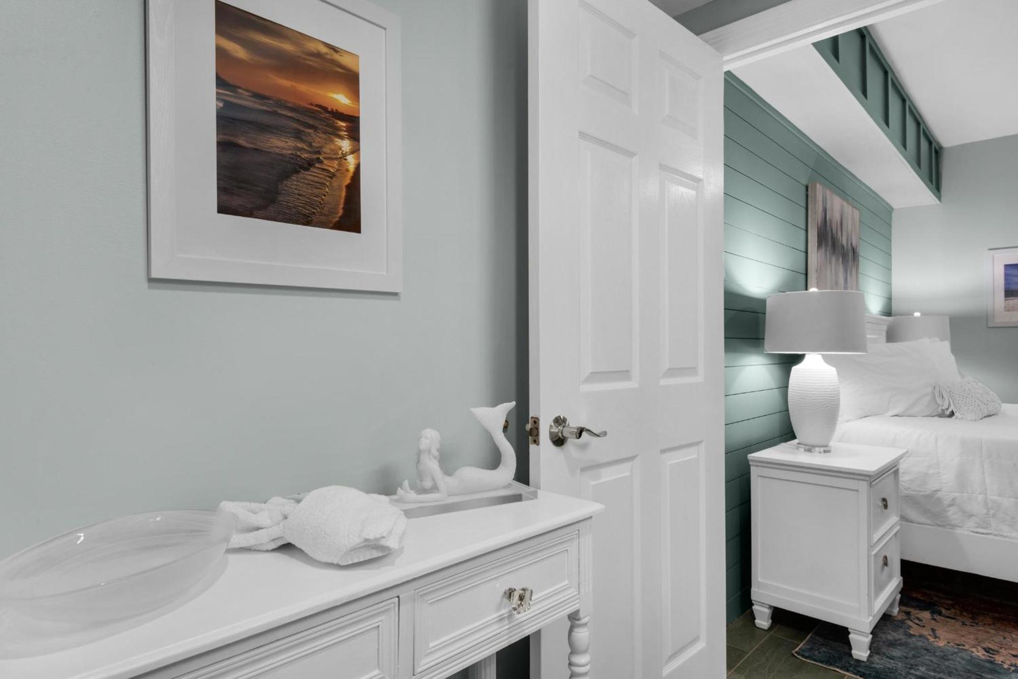 Sterling Shores 215 Aparthotel