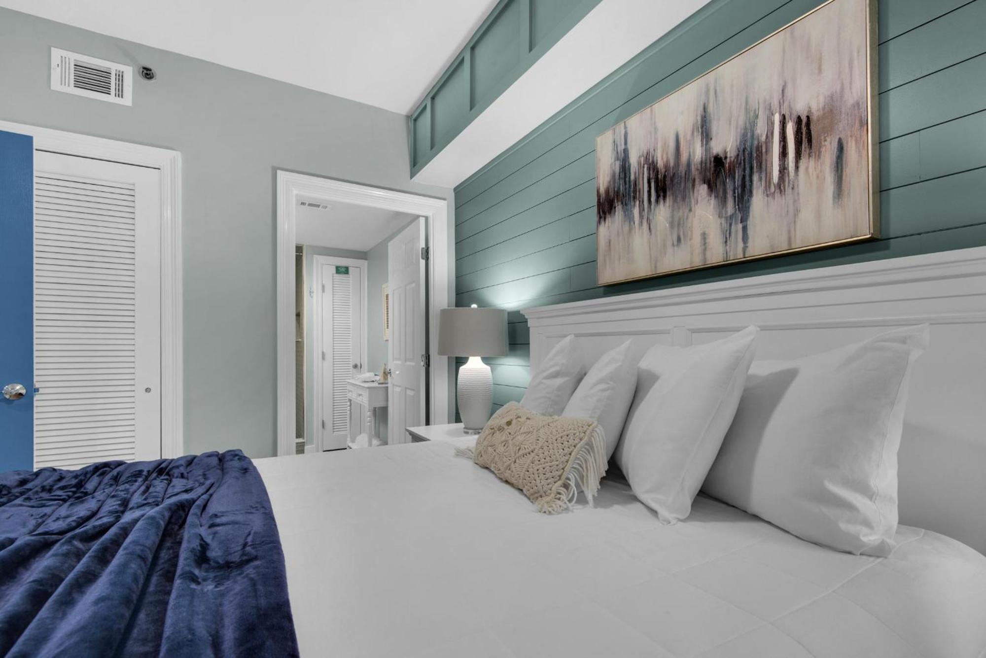 Aparthotel Sterling Shores 215
