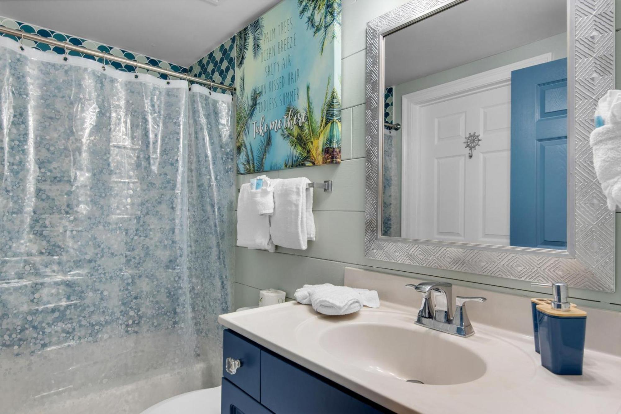 Sterling Shores 215 Aparthotel *