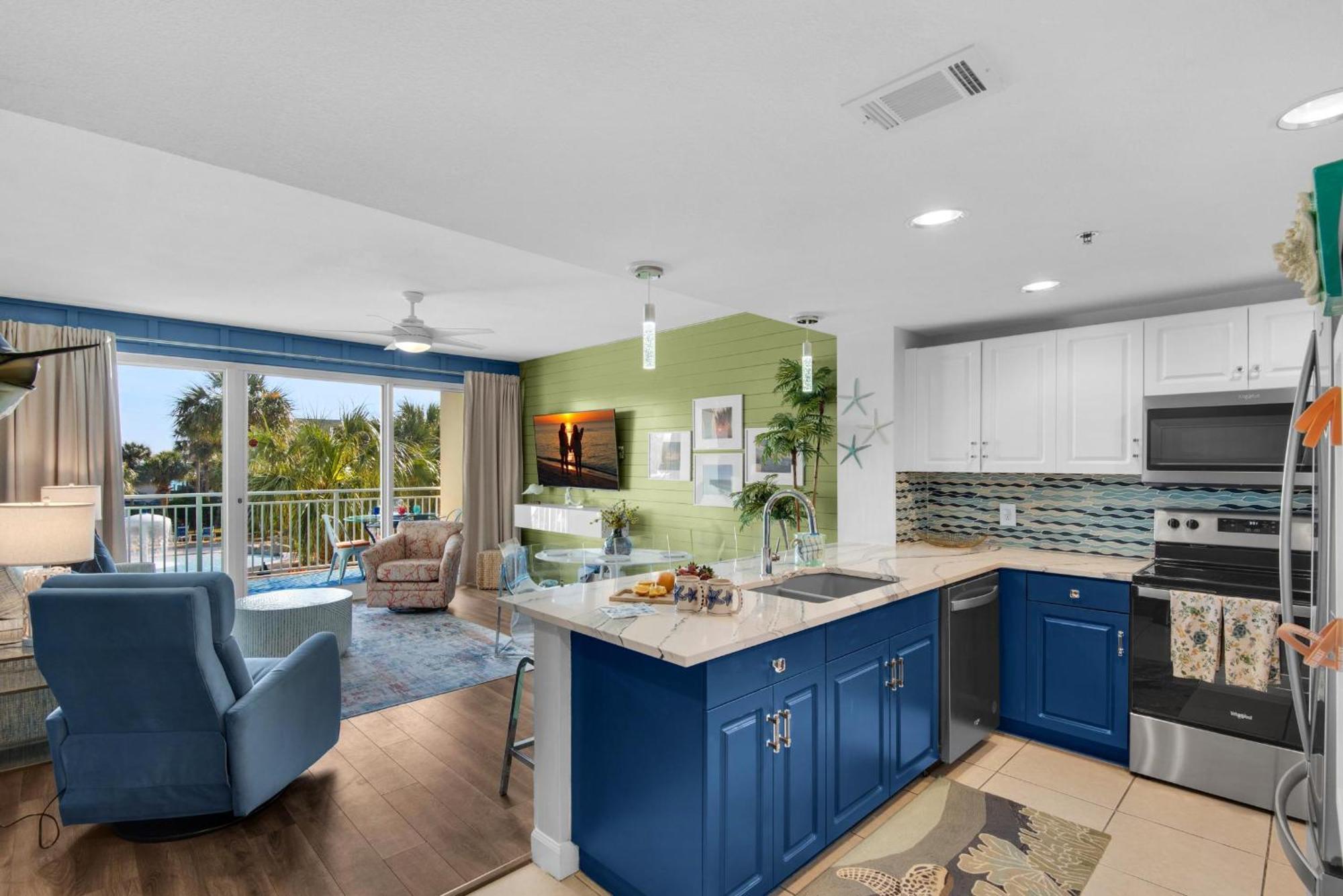 Sterling Shores 215 *