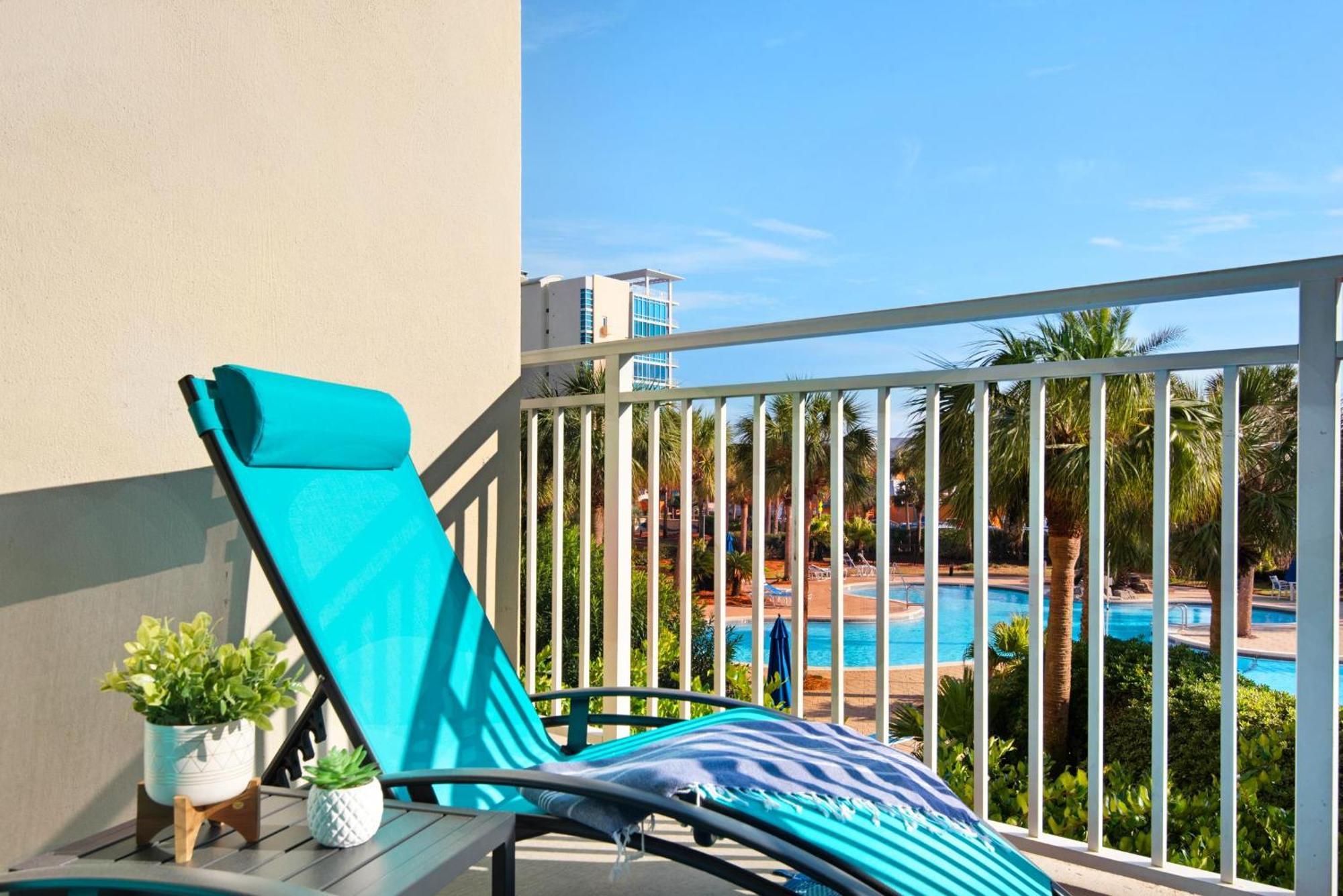 Sterling Shores 215 Aparthotel