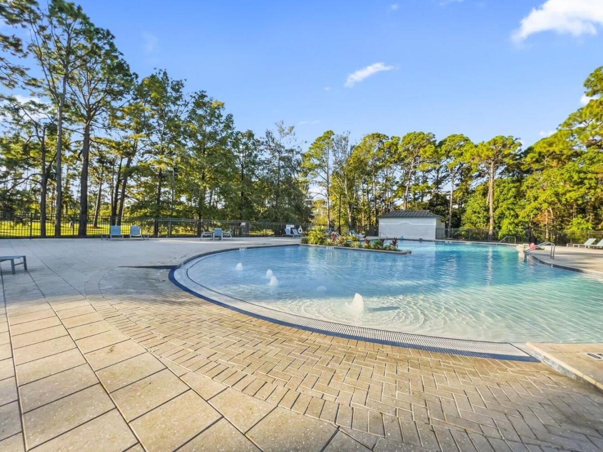 Holiday home Magnolia Village Unit 506 Is A Beautiful 2 Bed 2 Bath Located In Sandestin Golf And
