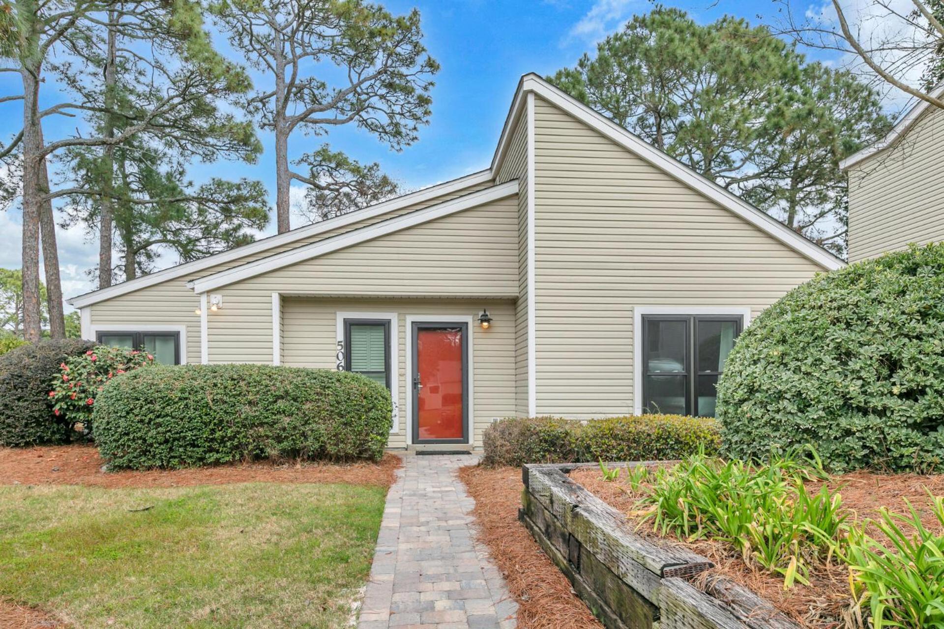 Magnolia Village Unit 506 Is A Beautiful 2 Bed 2 Bath Located In Sandestin Golf And