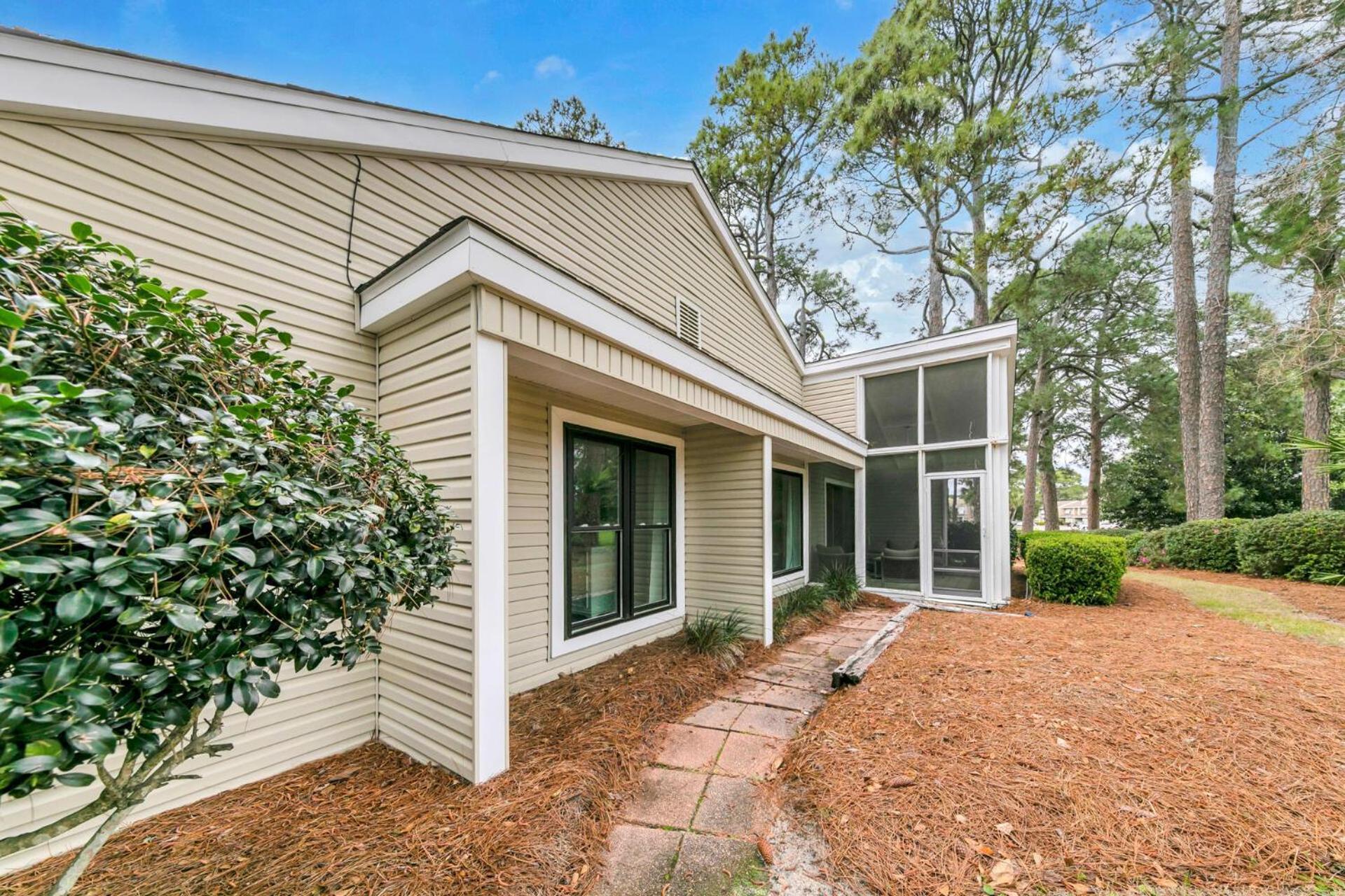 Magnolia Village Unit 506 Is A Beautiful 2 Bed 2 Bath Located In Sandestin Golf And Holiday home