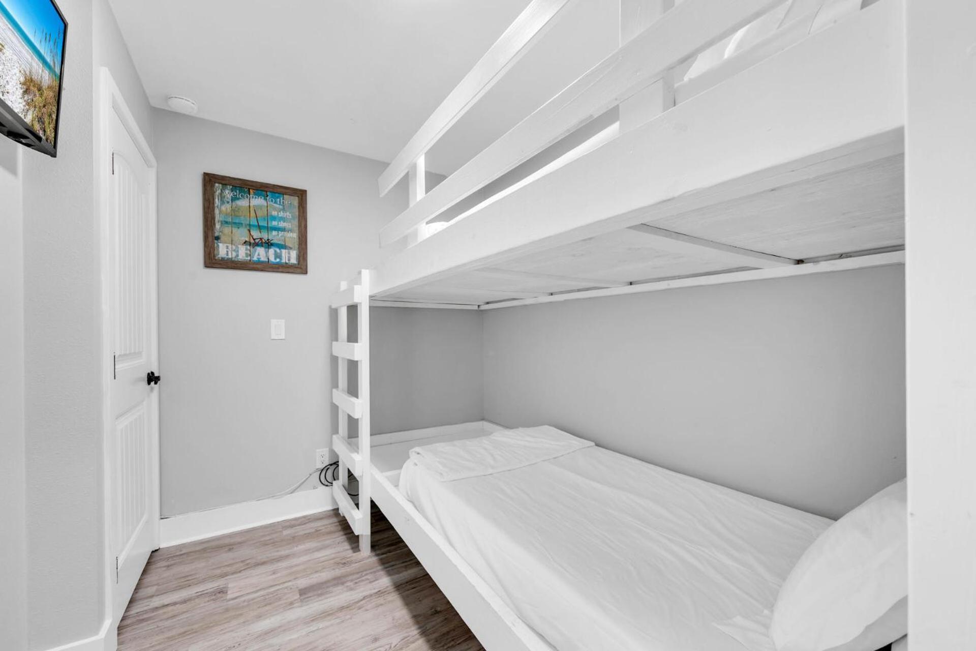 Holiday home Magnolia Village Unit 506 Is A Beautiful 2 Bed 2 Bath Located In Sandestin Golf And